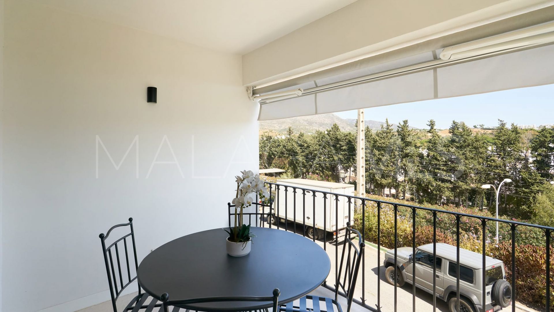 Radhus for sale in Nueva Andalucia