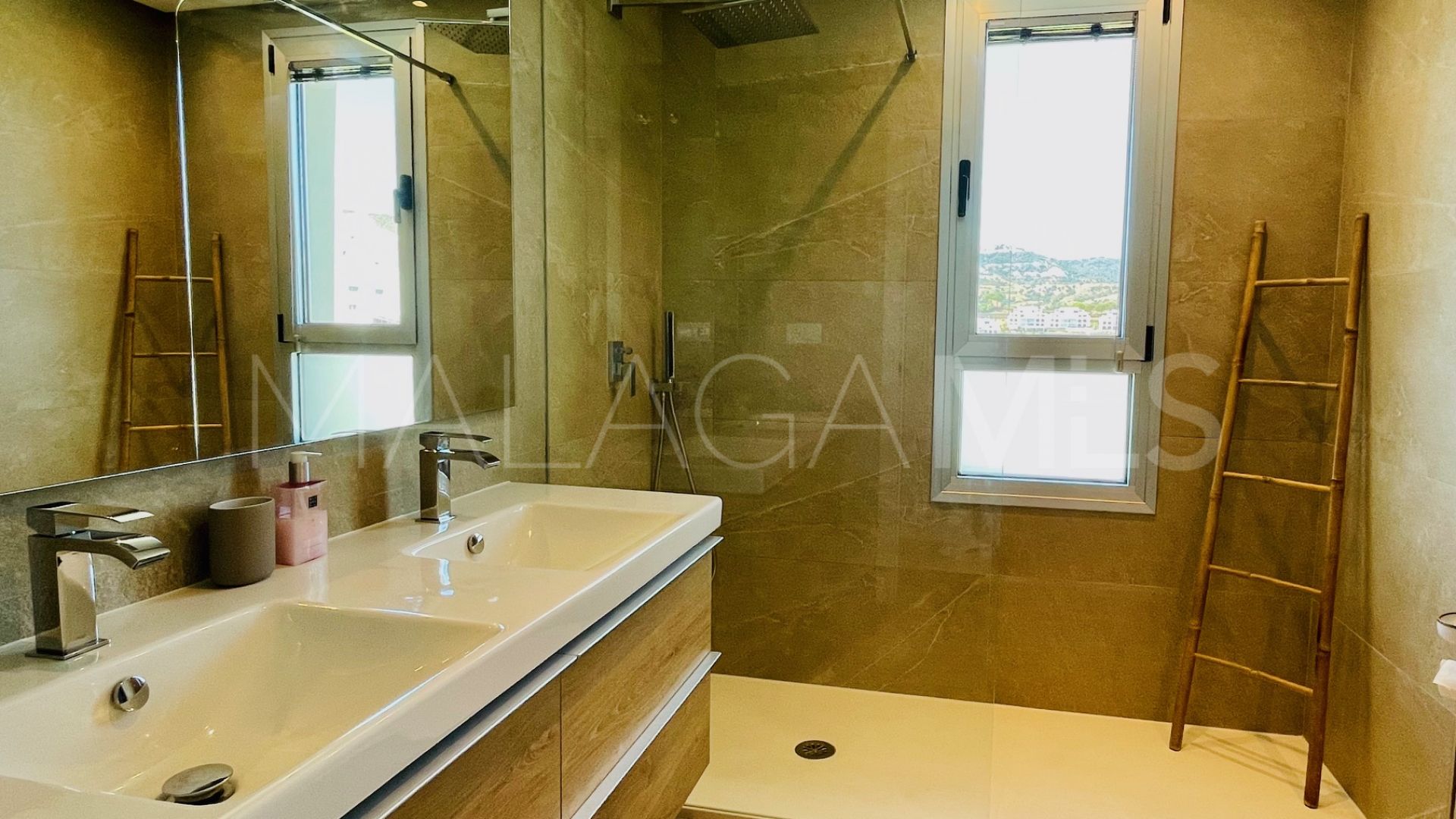 Maison de ville for sale in La Cala Golf Resort