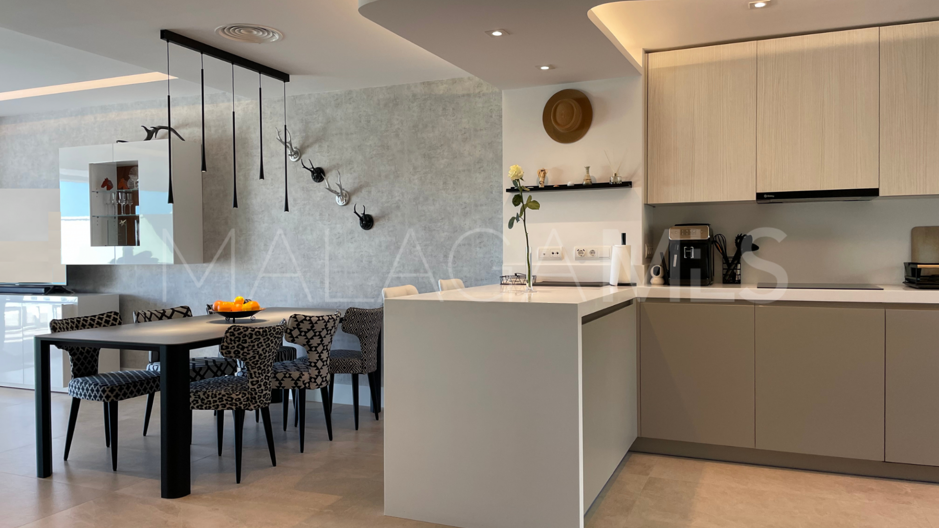 Adosado with 3 bedrooms for sale in La Cala Golf Resort
