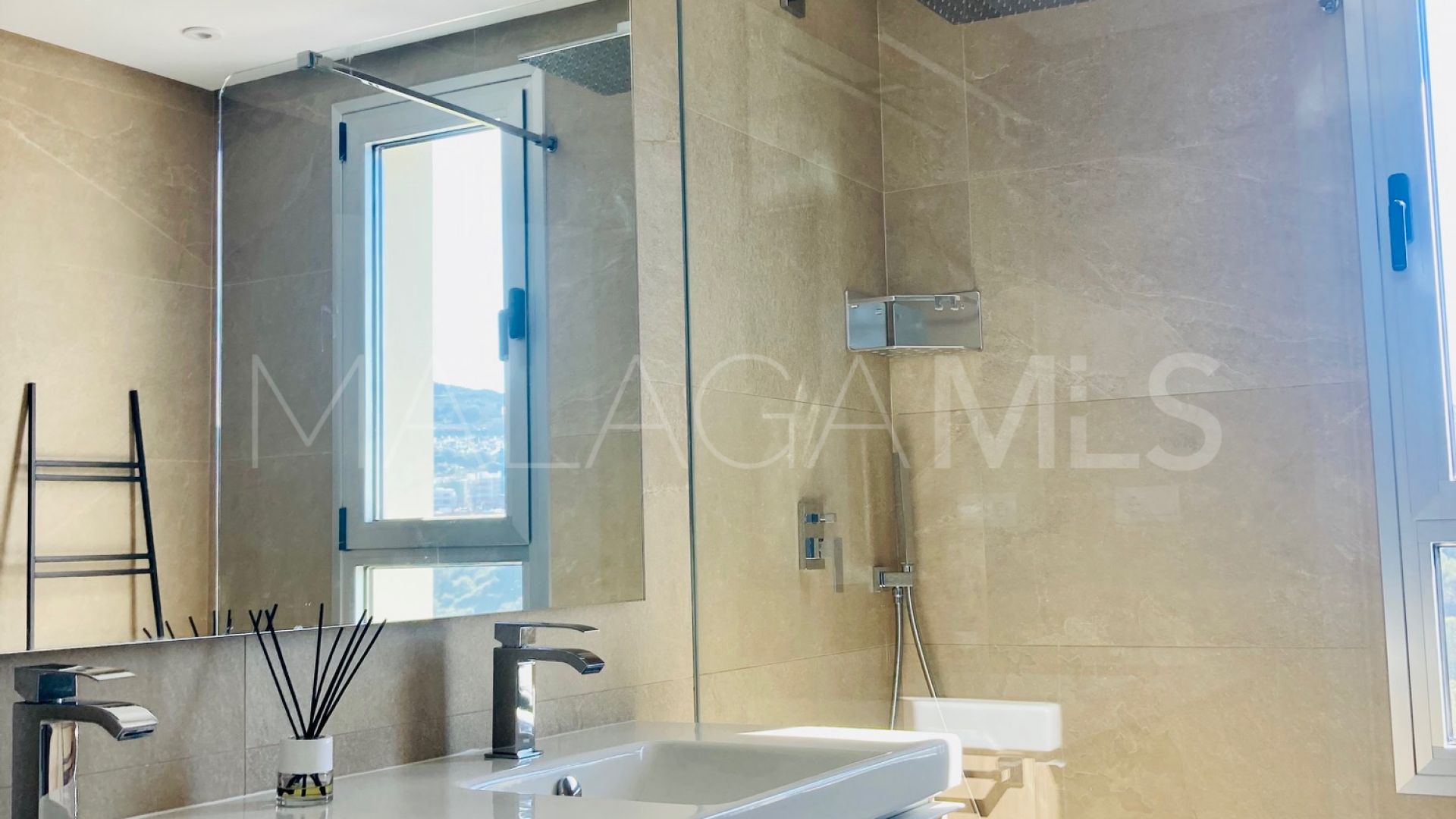 Adosado with 3 bedrooms for sale in La Cala Golf Resort