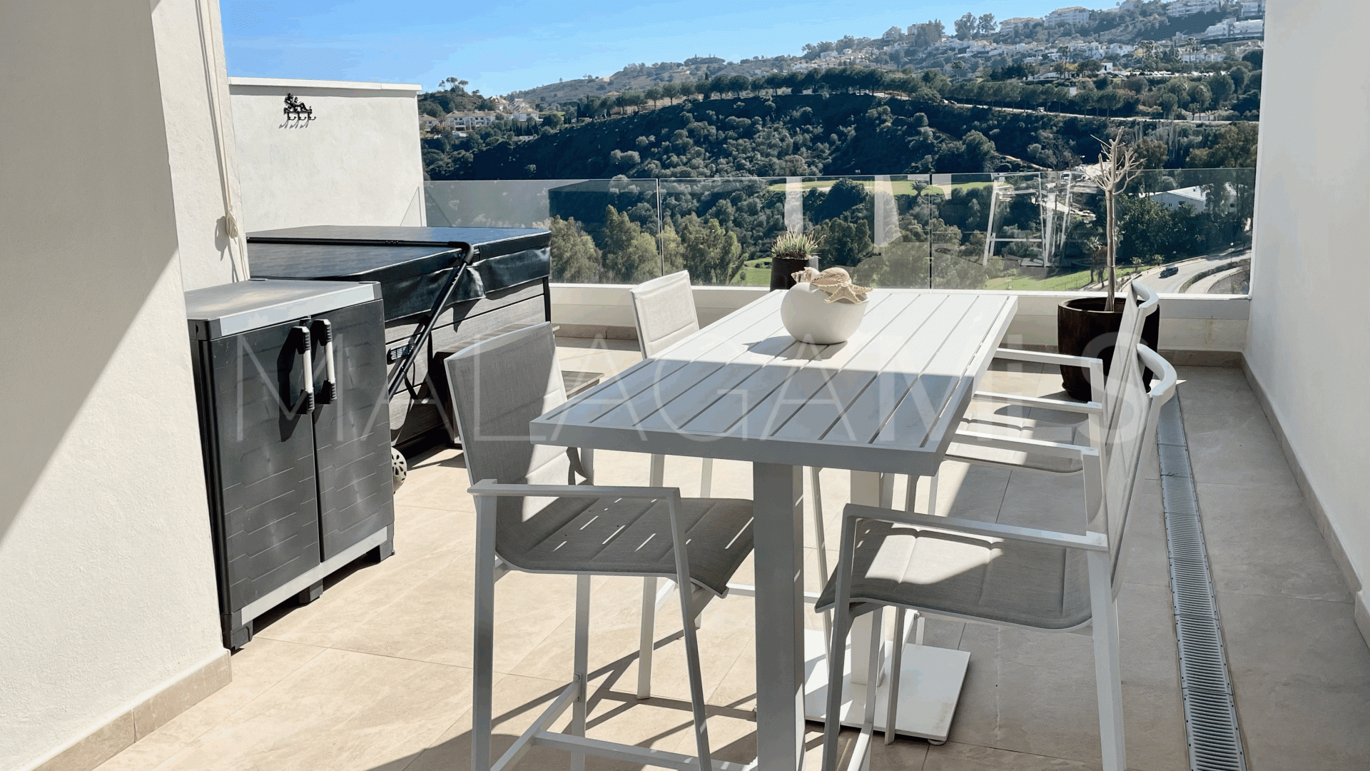 Adosado with 3 bedrooms for sale in La Cala Golf Resort