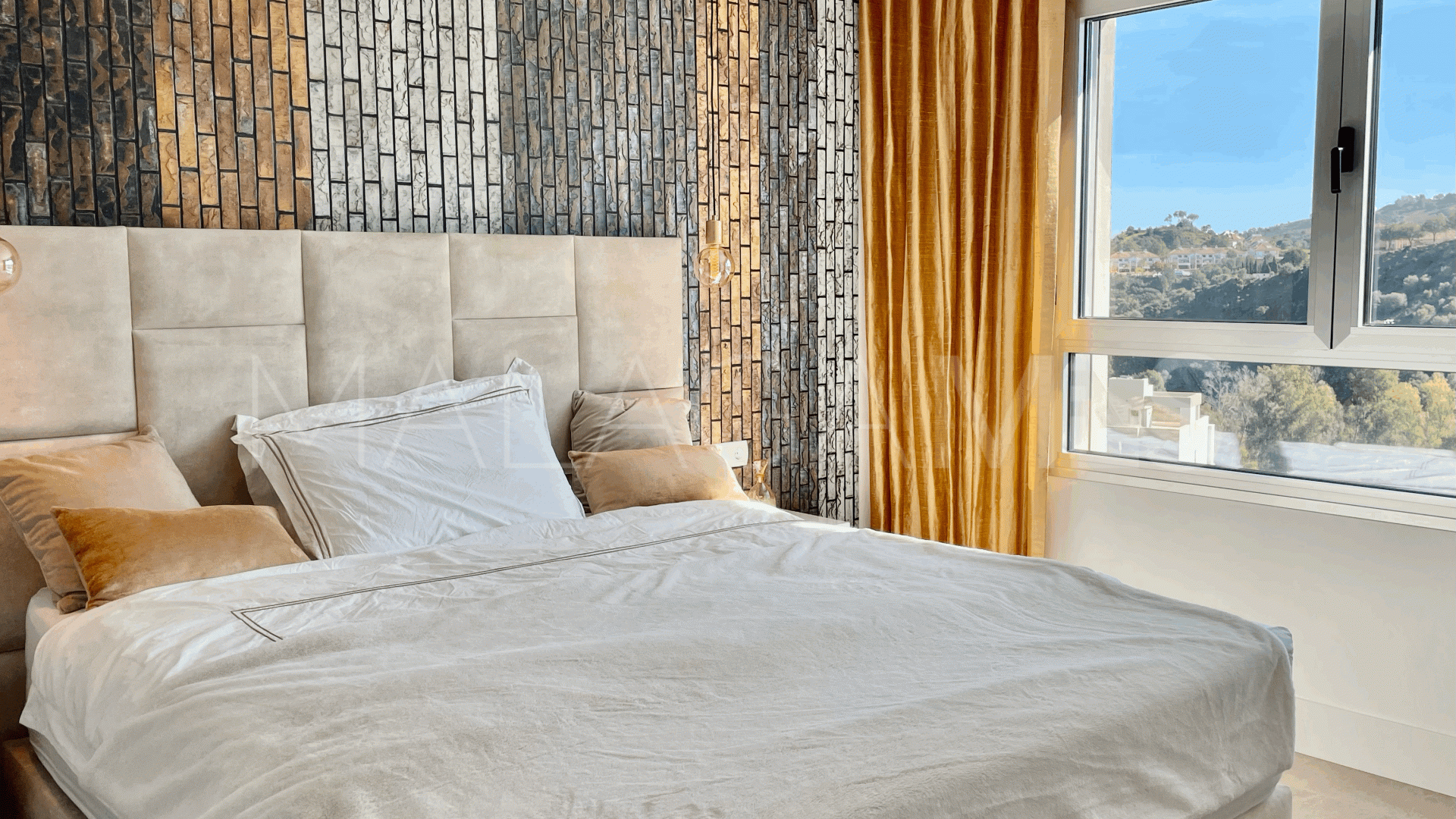 Adosado with 3 bedrooms for sale in La Cala Golf Resort