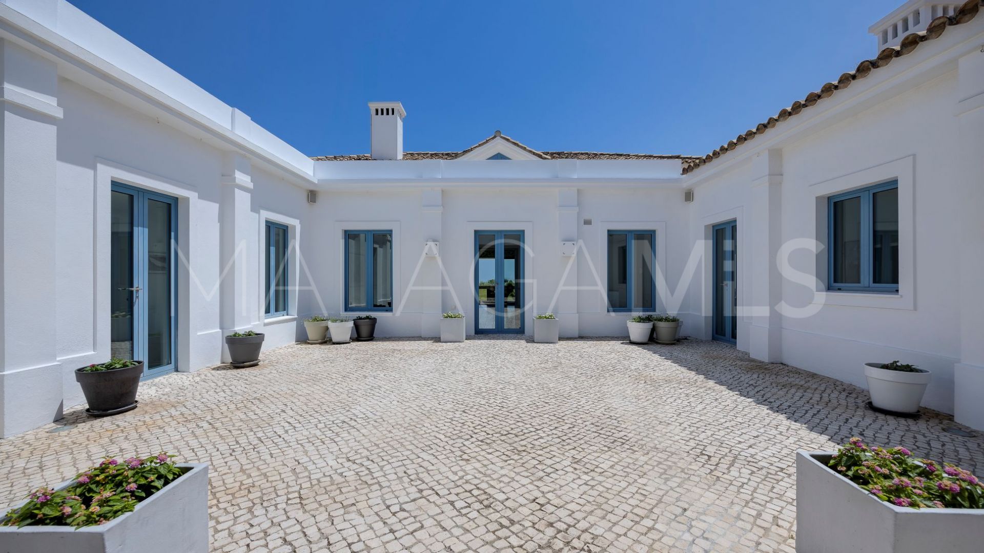 For sale Monte Mayor villa