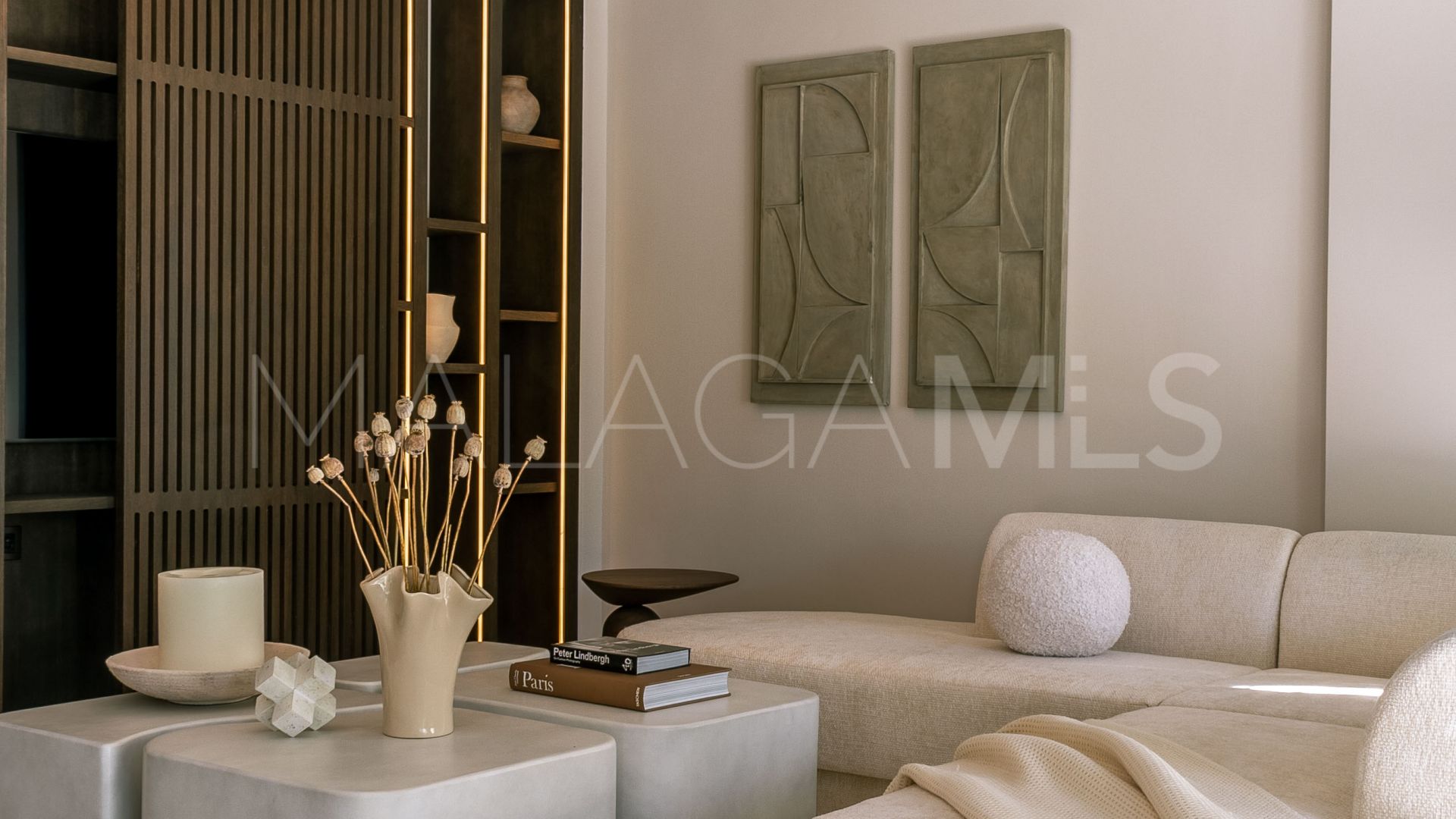 Villa for sale in Nueva Andalucia