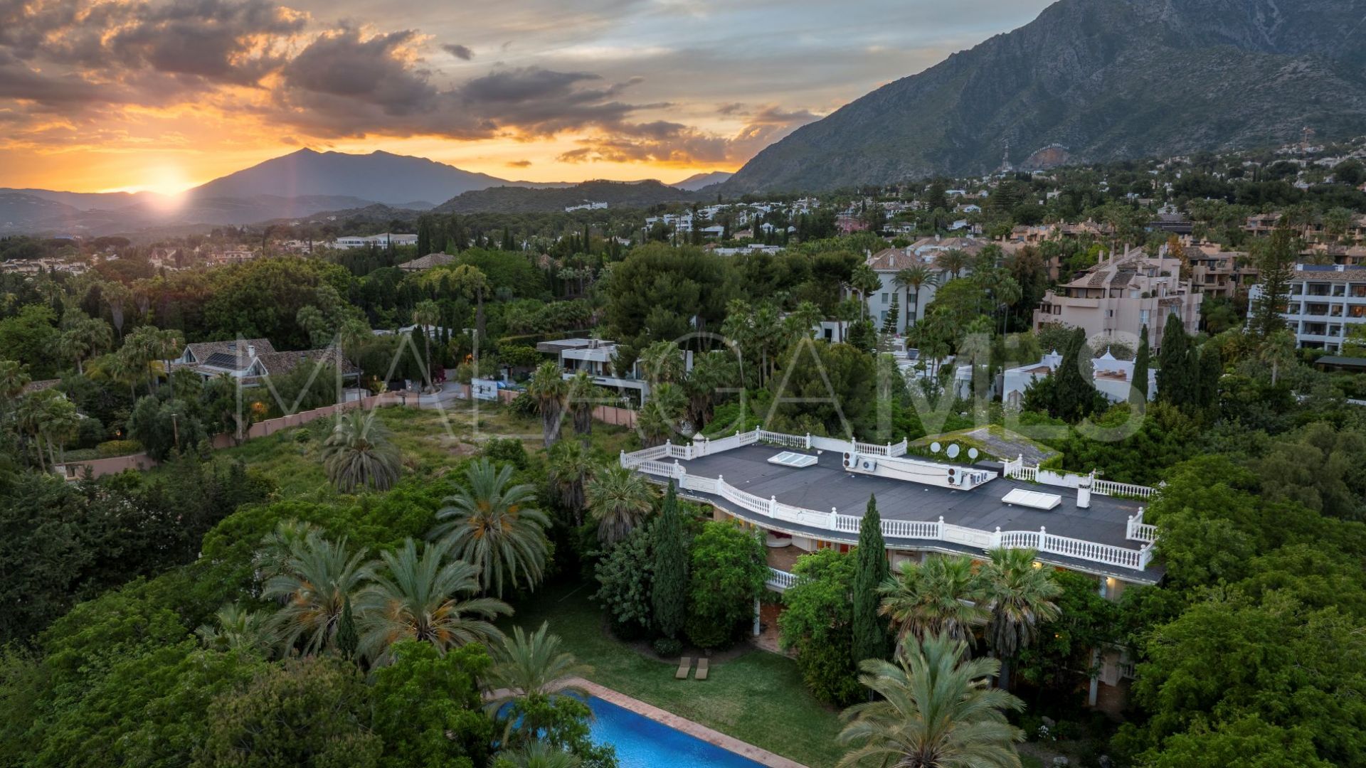 Rocio de Nagüeles, mansion a la venta
