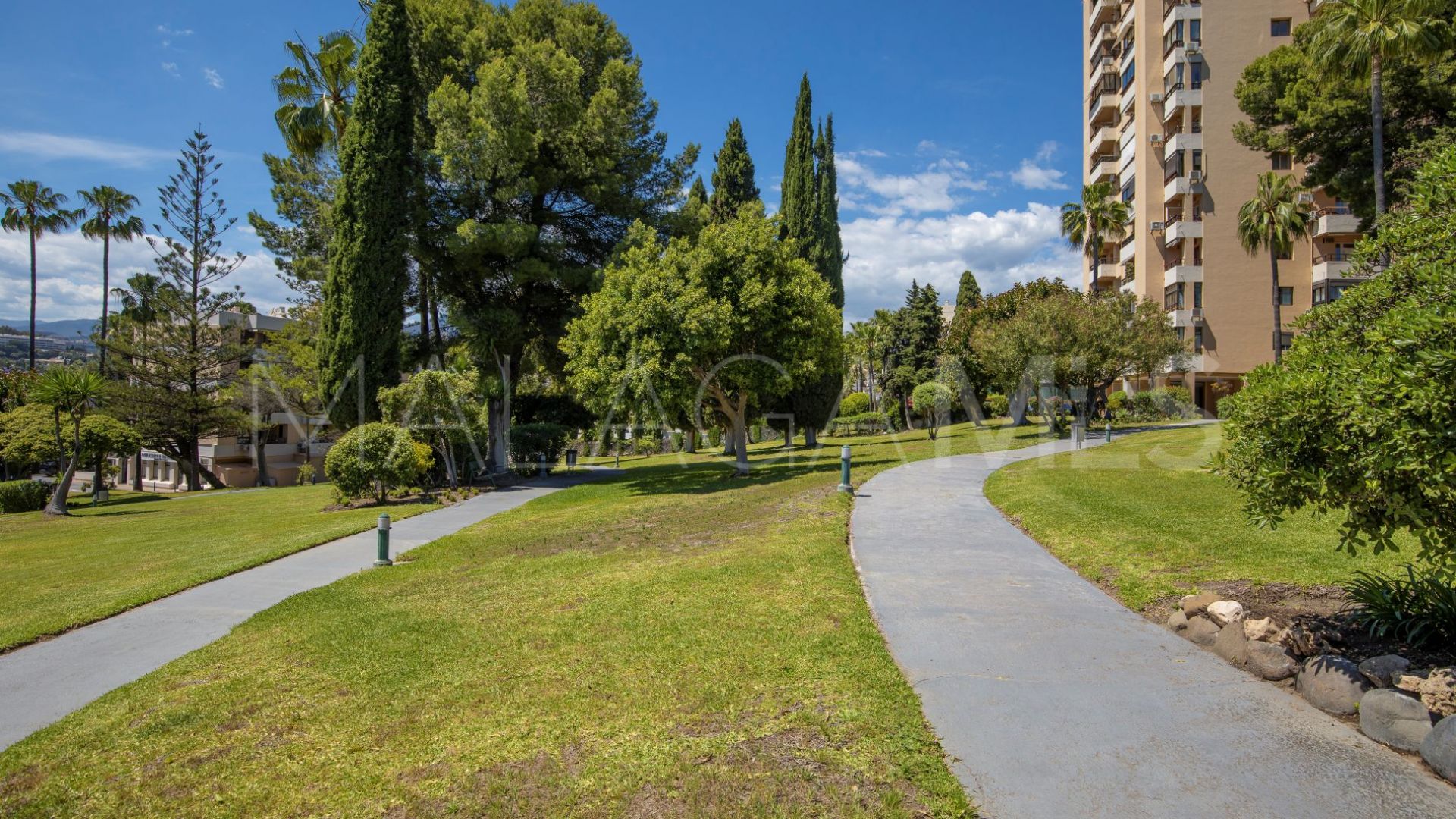 Estudio for sale in Torres de Aloha de 1 bedroom