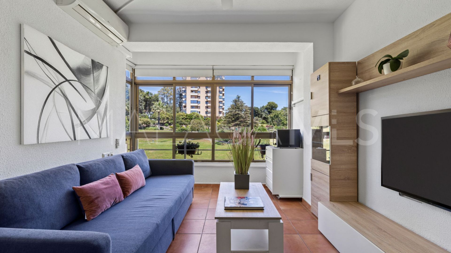 Estudio for sale in Torres de Aloha de 1 bedroom