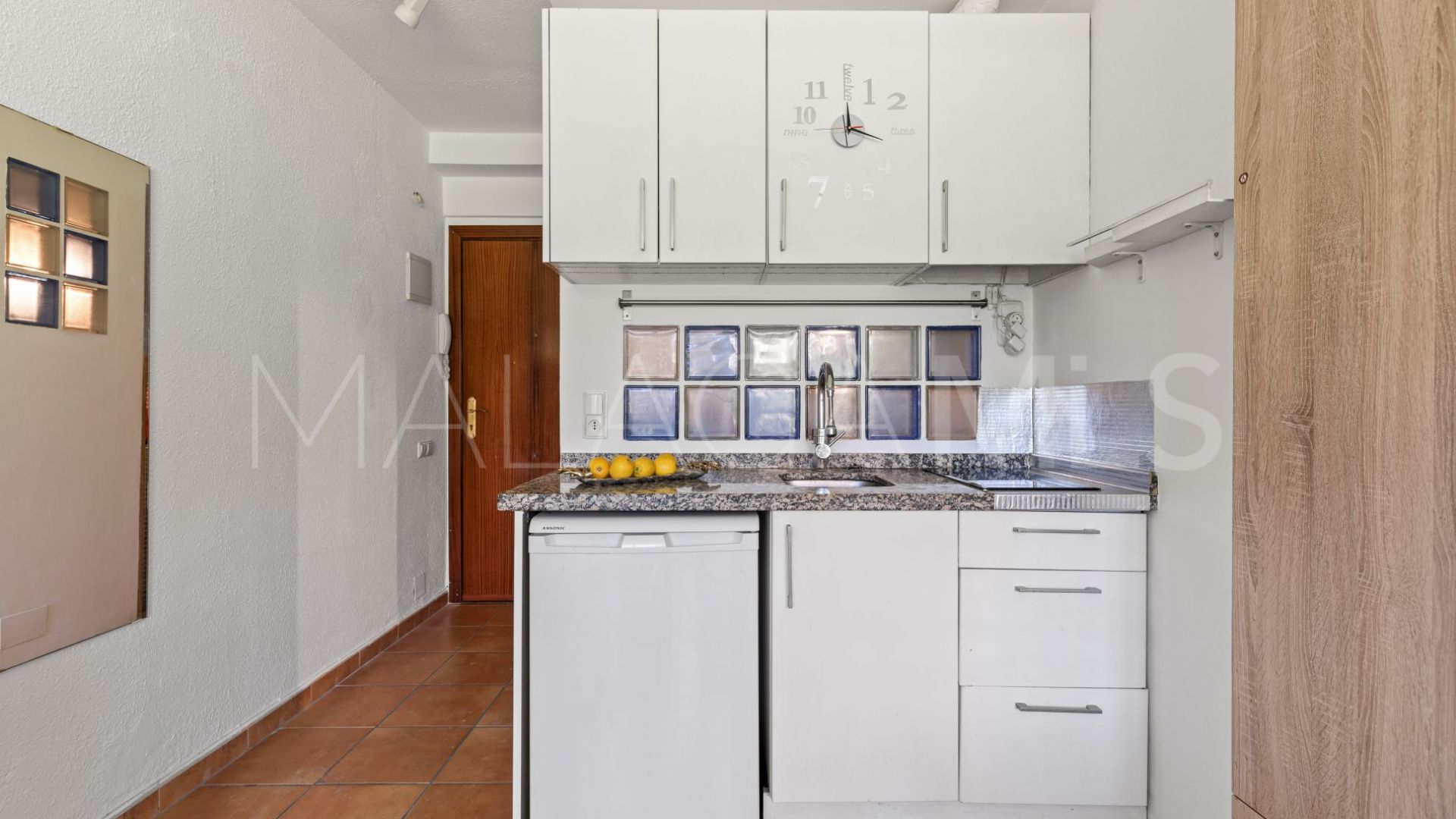 Estudio for sale in Torres de Aloha de 1 bedroom