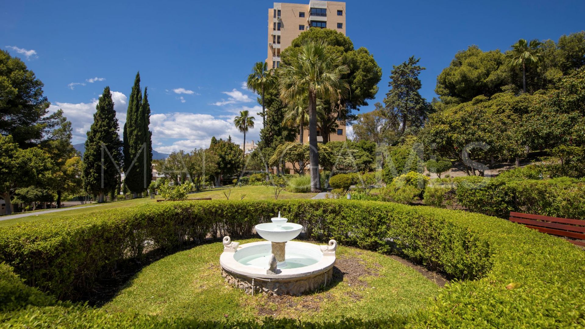 Estudio for sale in Torres de Aloha de 1 bedroom