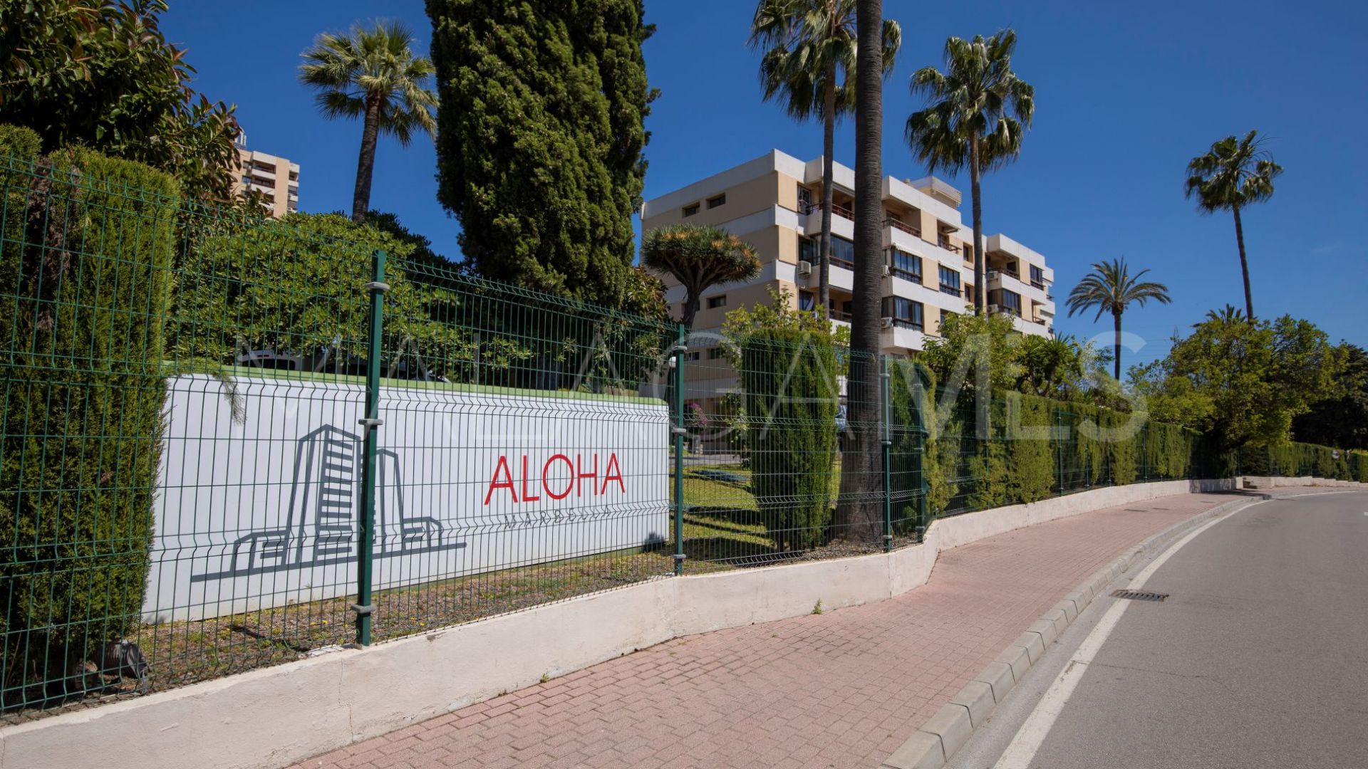 Estudio for sale in Torres de Aloha de 1 bedroom