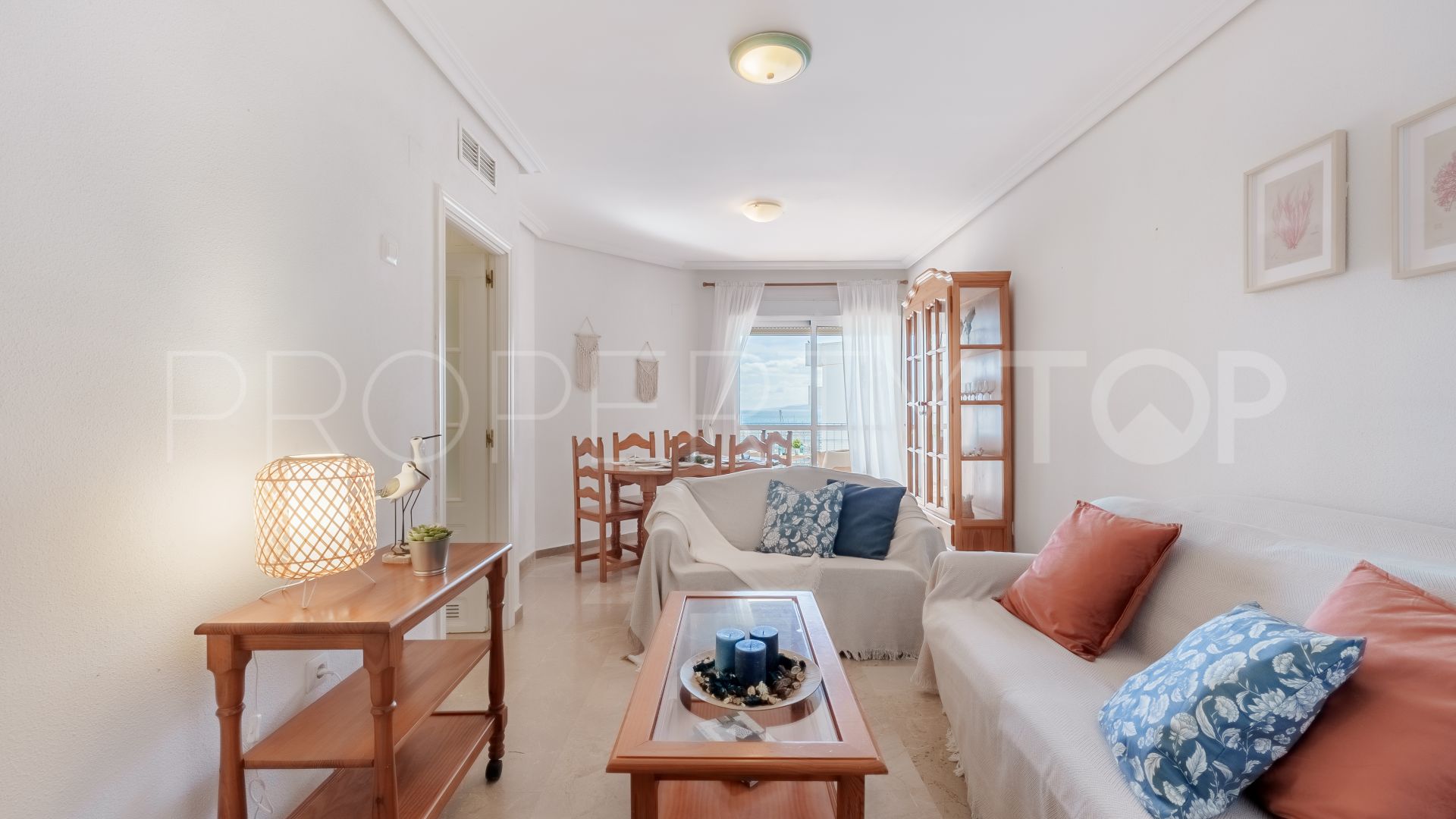 Apartamento en venta con 2 dormitorios en El Faro