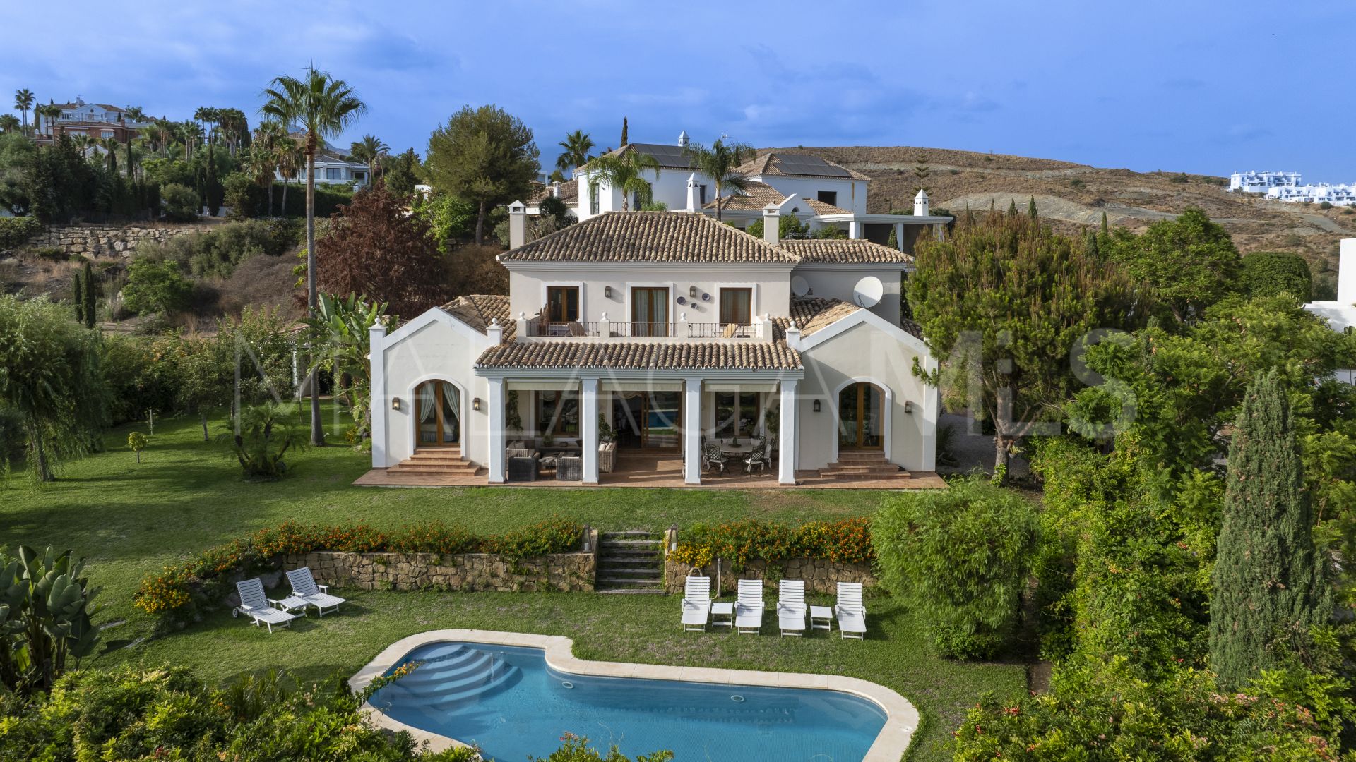 For sale Los Flamingos villa with 4 bedrooms