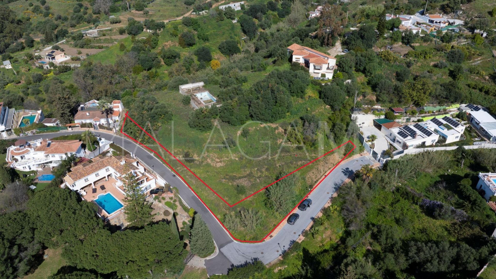 Buy parcela in Mijas