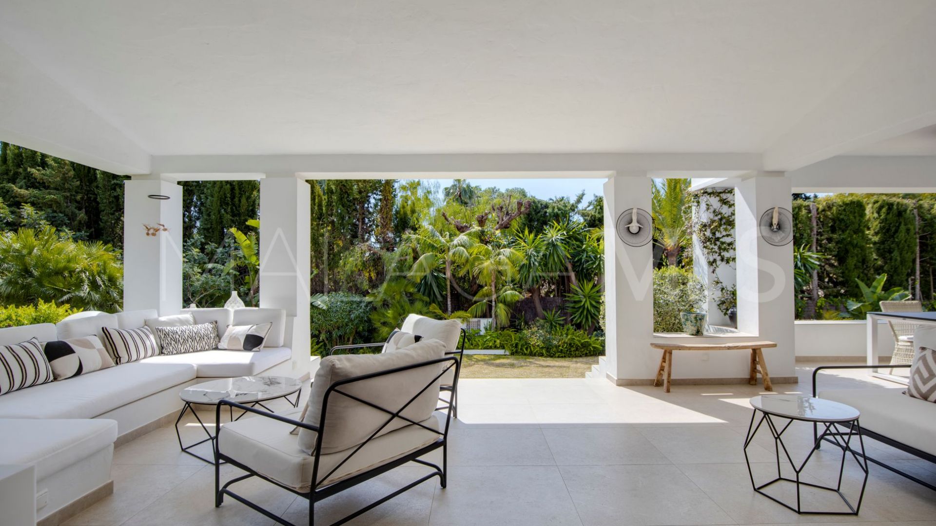 Villa for sale in Marbella Golden Mile