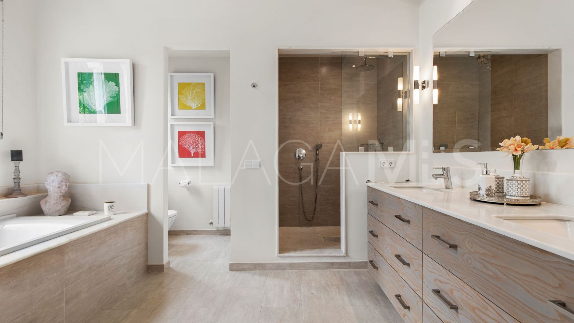 Villa for sale in Marbella Golden Mile