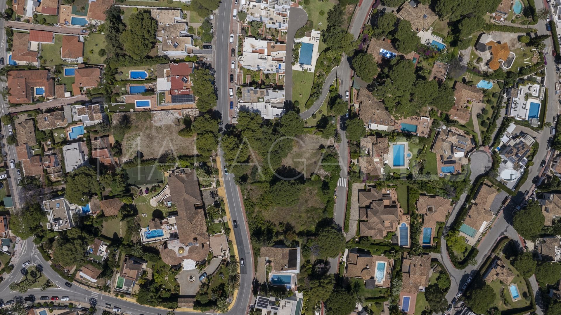 Terrain for sale in Nueva Andalucia