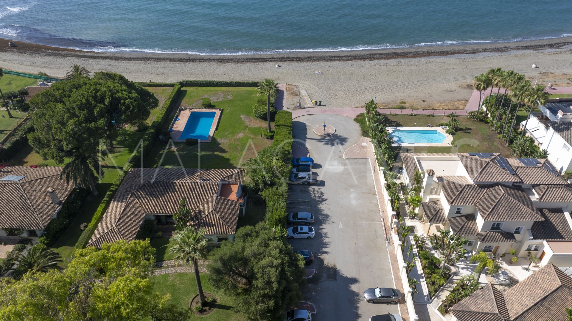 Villa for sale in Estepona Ost