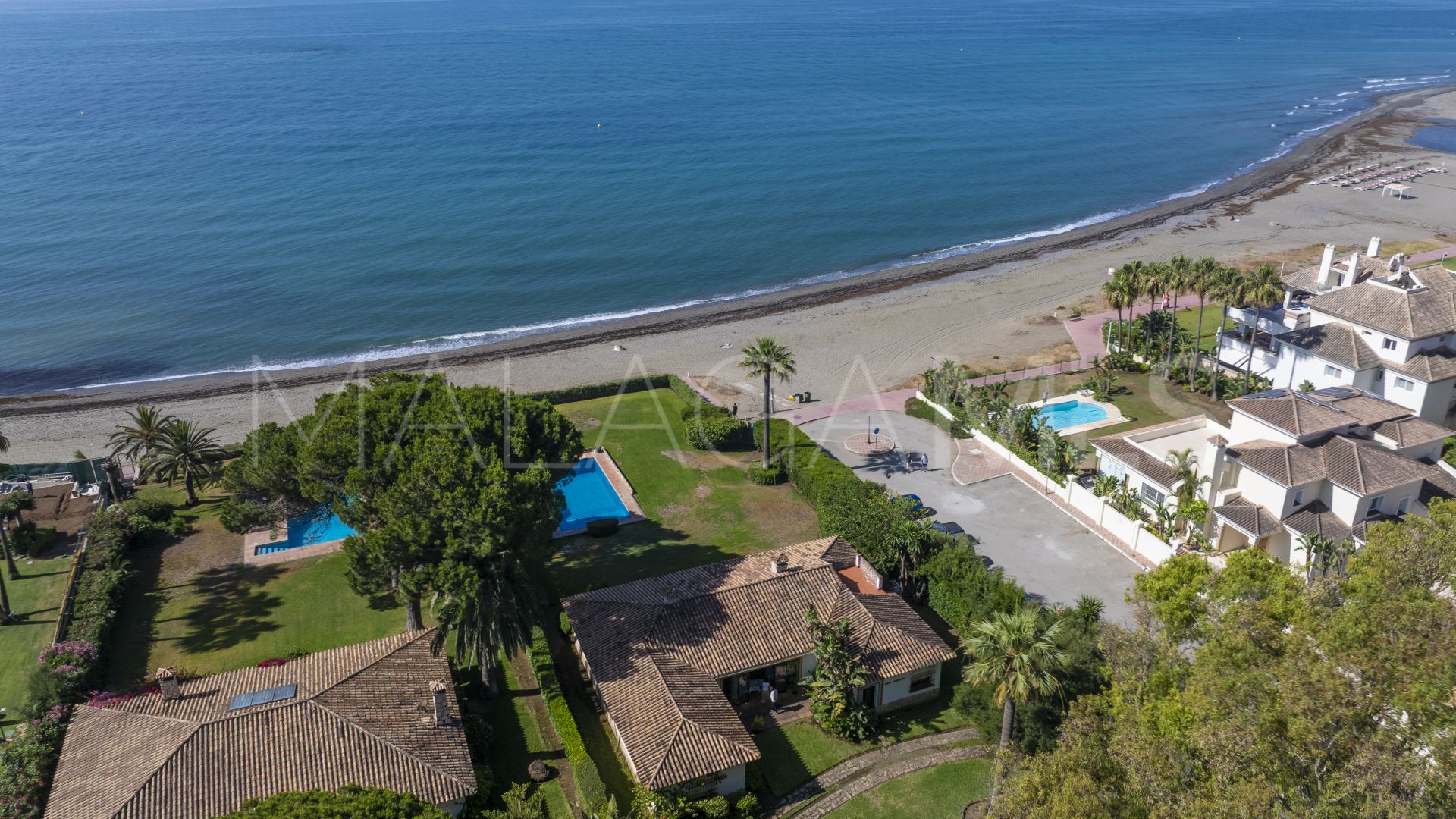 Villa for sale in Estepona Ost