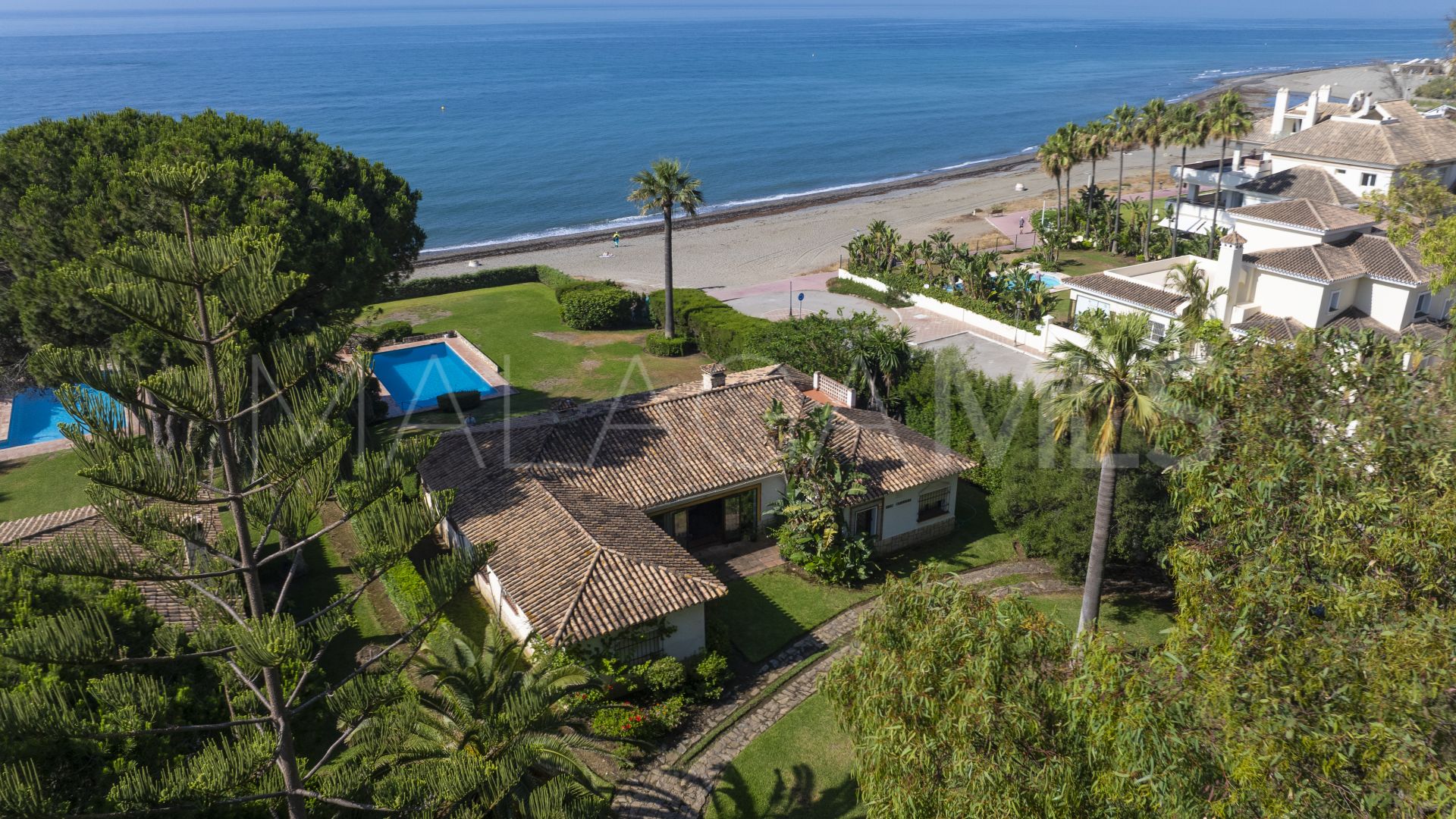 Villa for sale in Estepona Ost