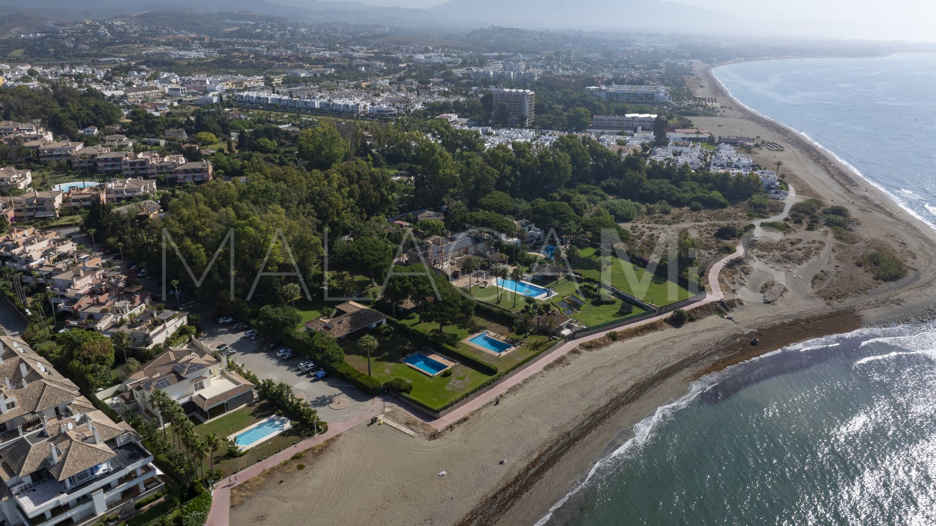 Villa for sale in Estepona Ost