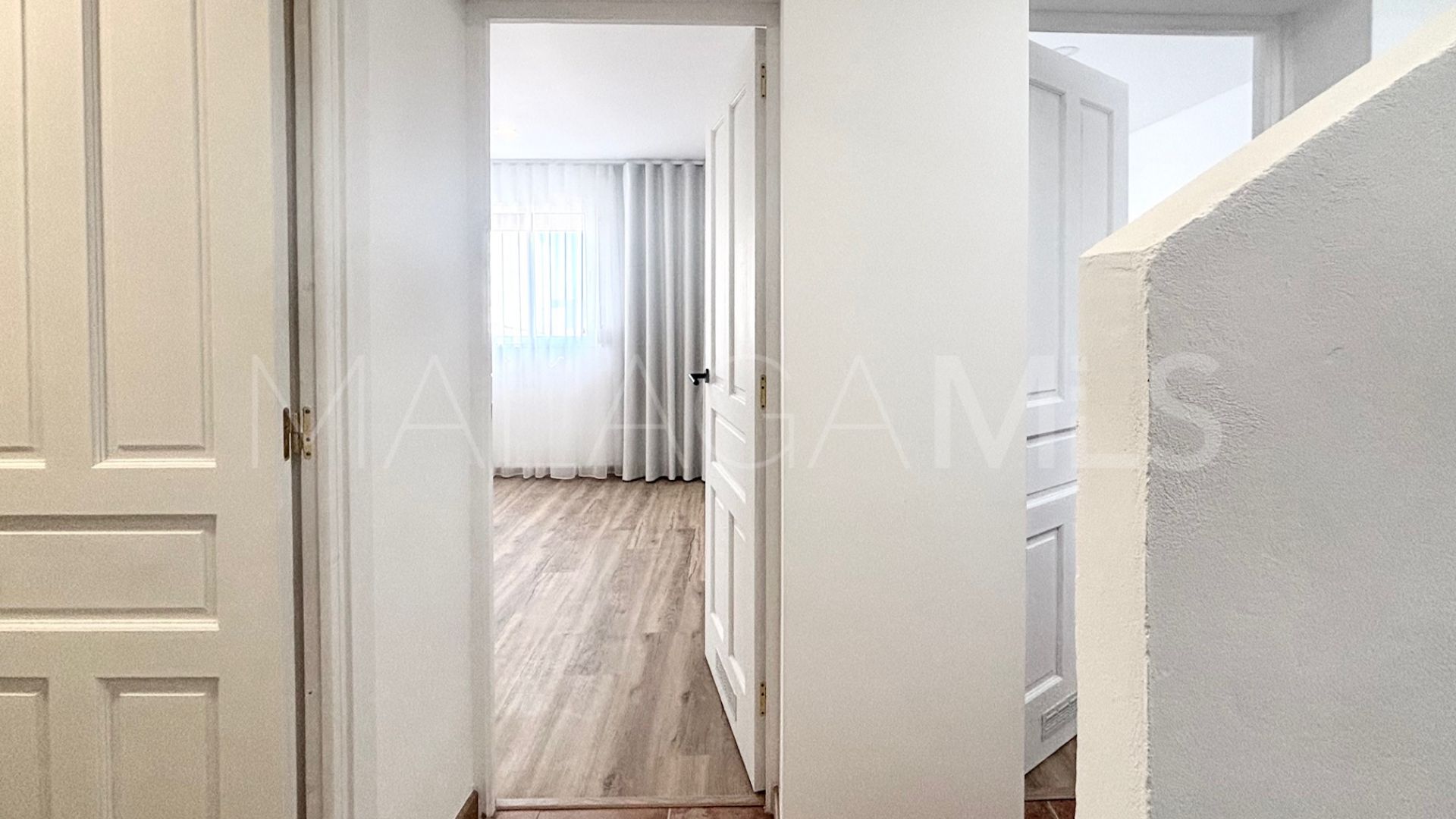 Hus i byn for sale in Vélez-Málaga Centro