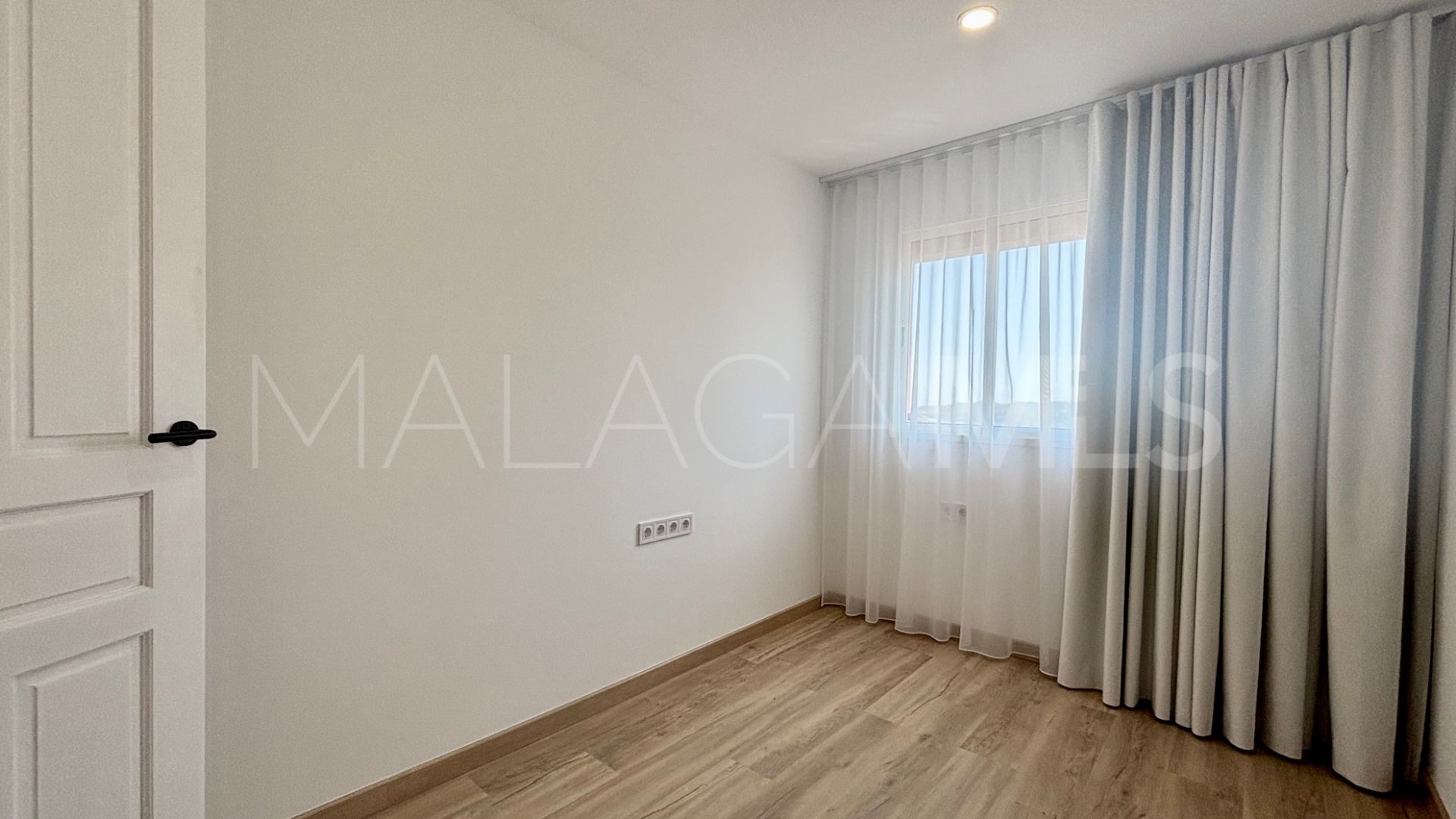 Hus i byn for sale in Vélez-Málaga Centro