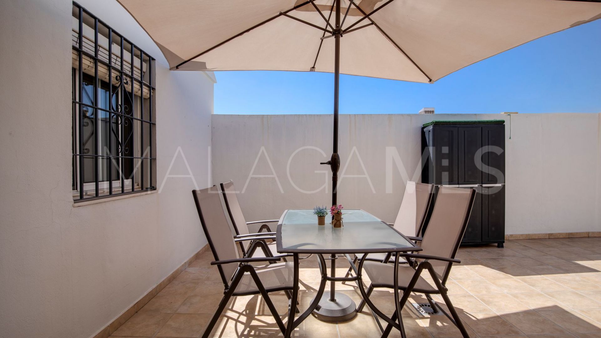 Hus i byn for sale in Los Pacos