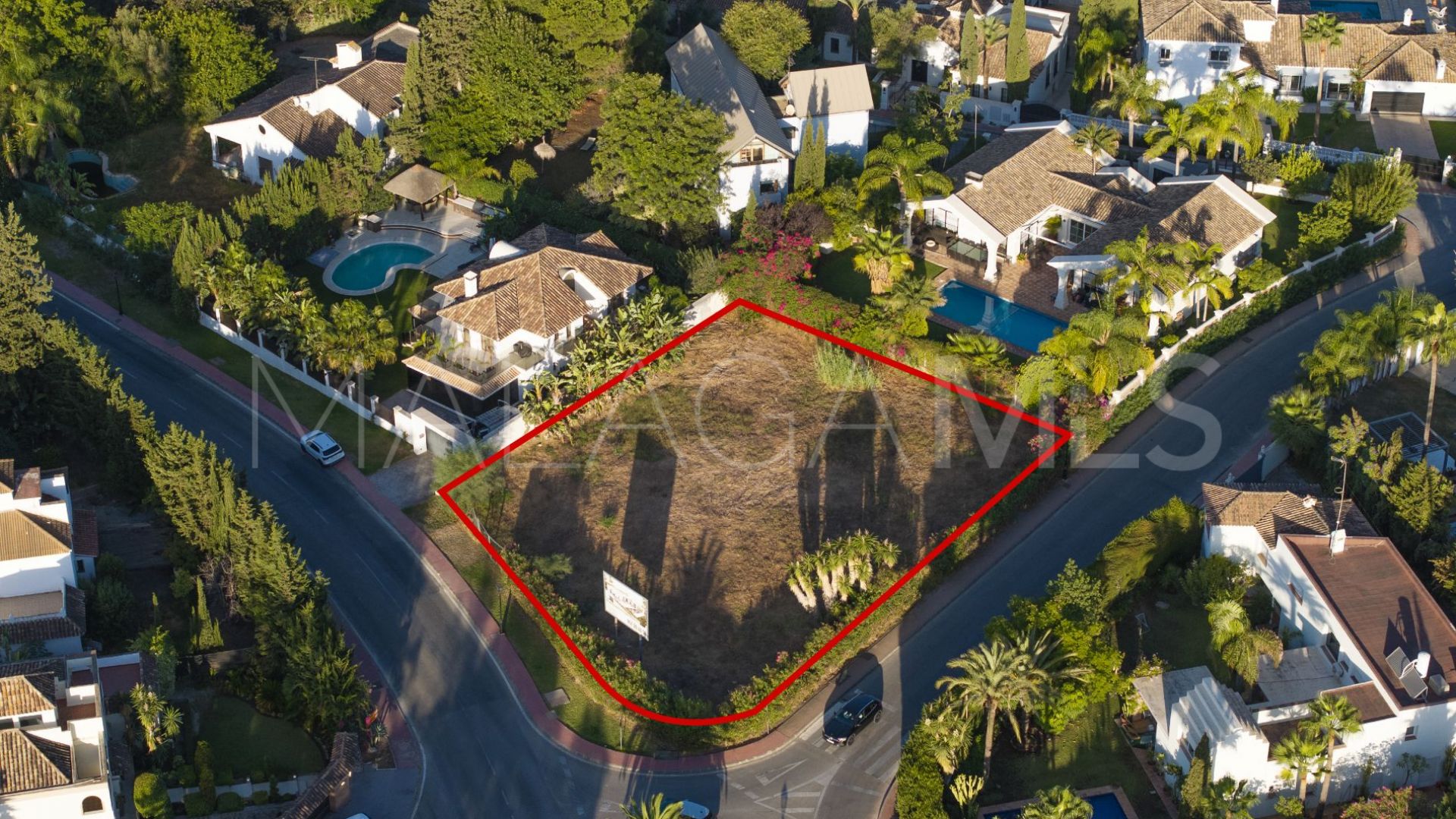 Parcela a la venta in Nueva Andalucia