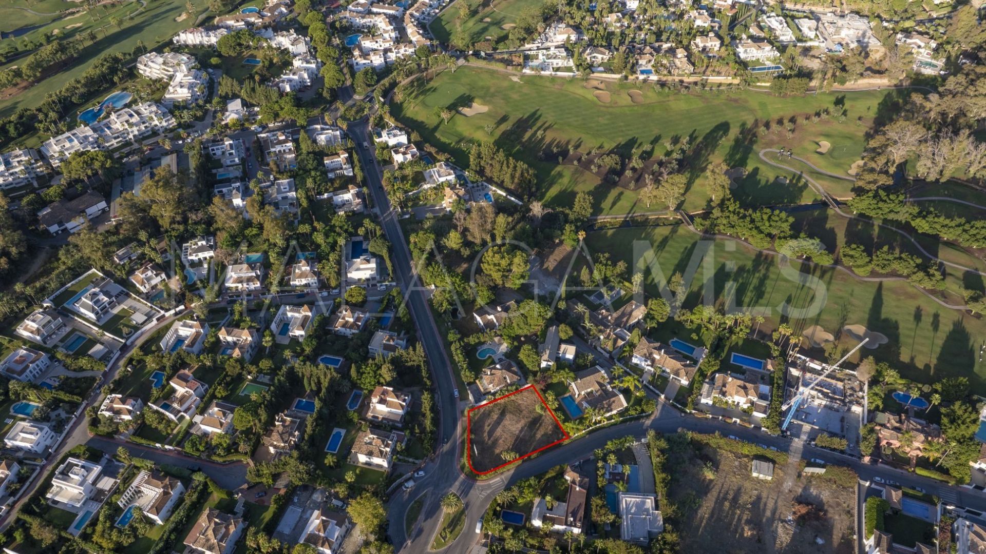 Parcela a la venta in Nueva Andalucia