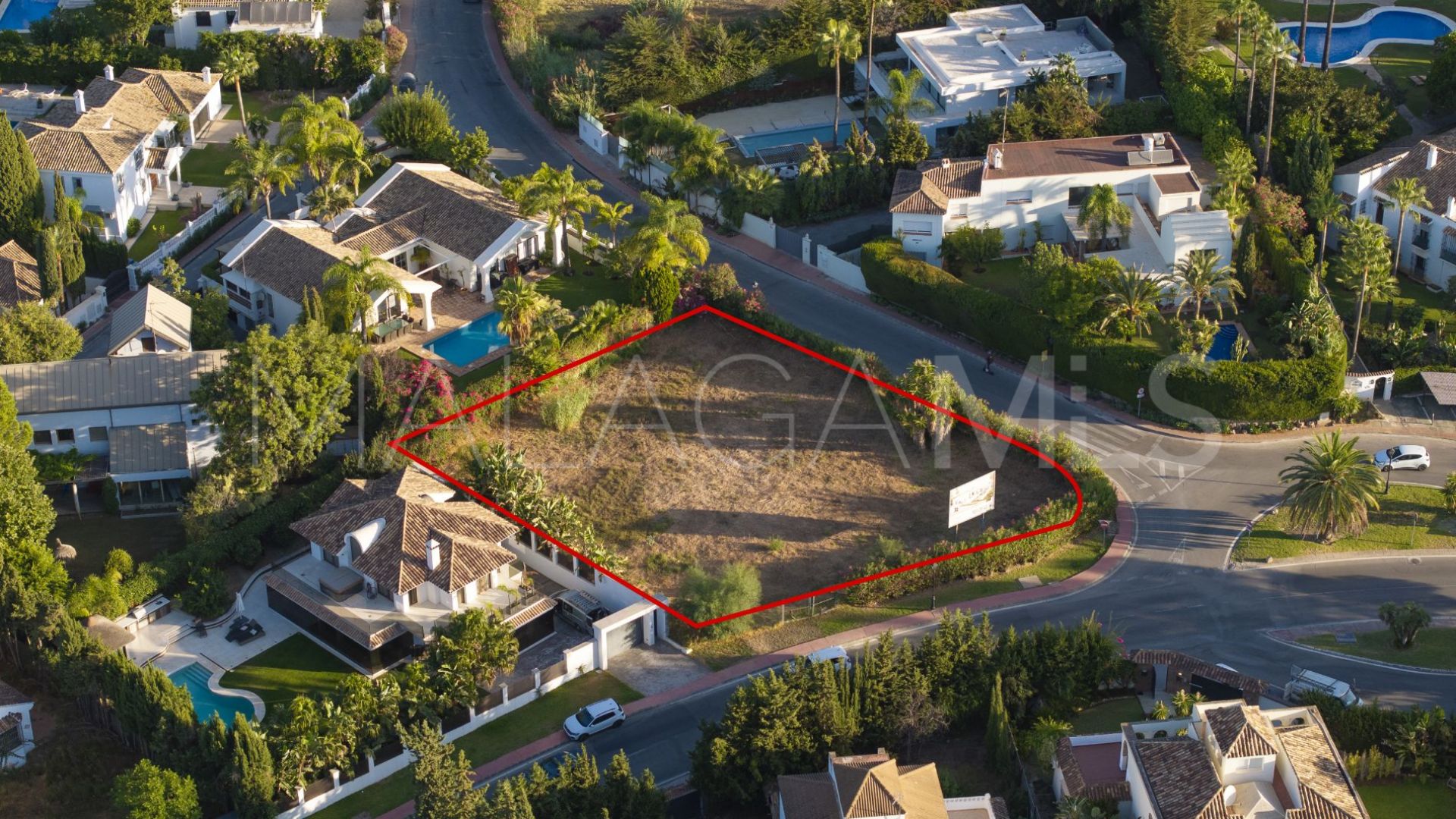 Parcela a la venta in Nueva Andalucia