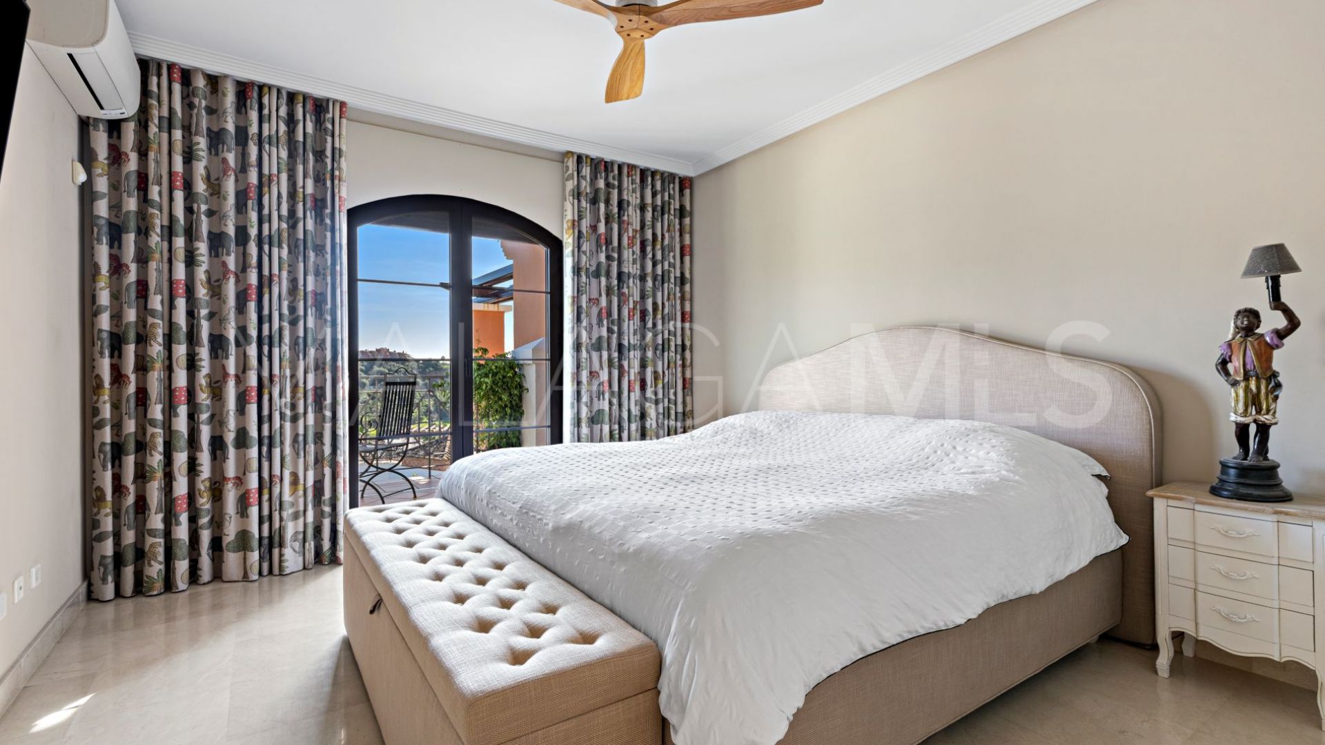 Radhus for sale in Los Almendros