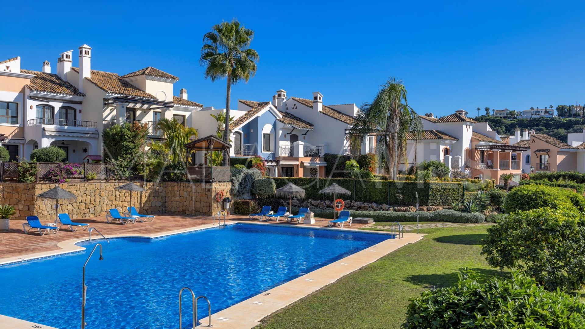 Radhus for sale in Los Almendros