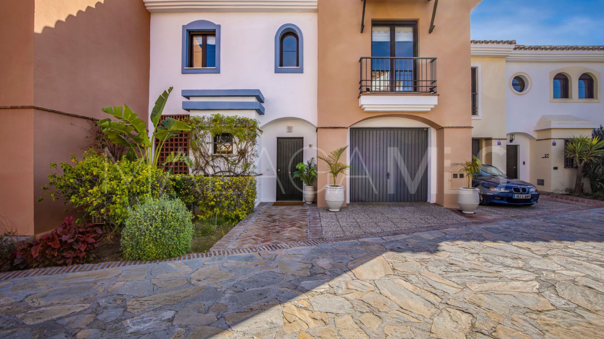 Radhus for sale in Los Almendros