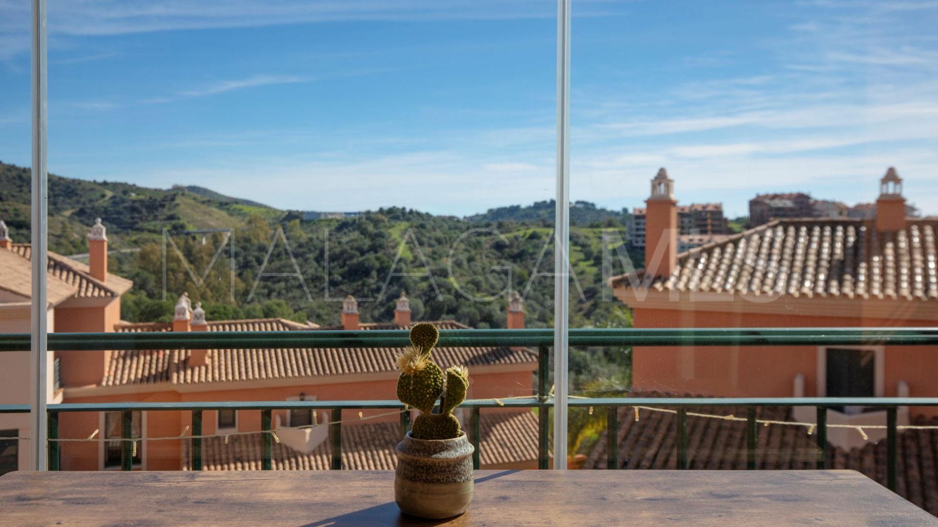 Apartment with 2 bedrooms for sale in Marbella East