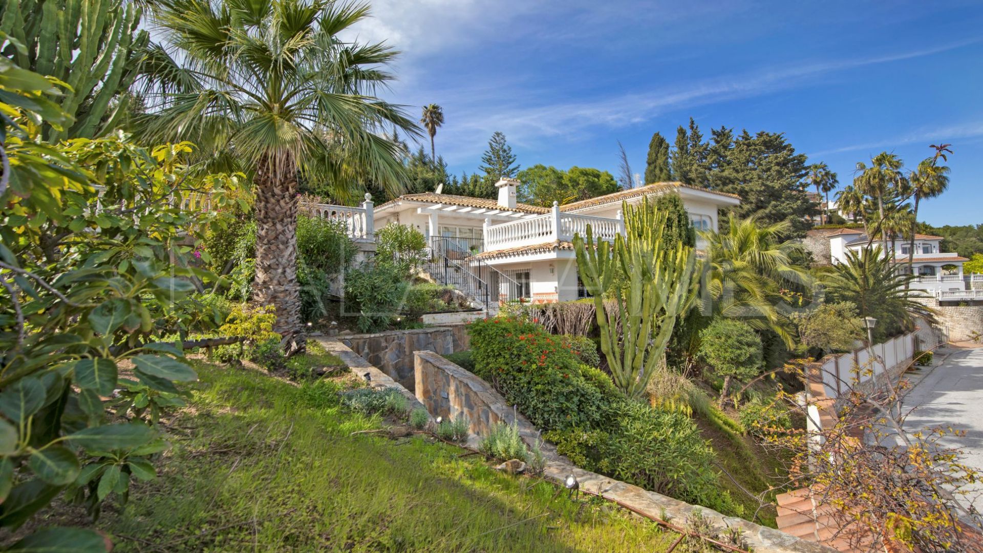 5 bedrooms villa for sale in Torrenueva