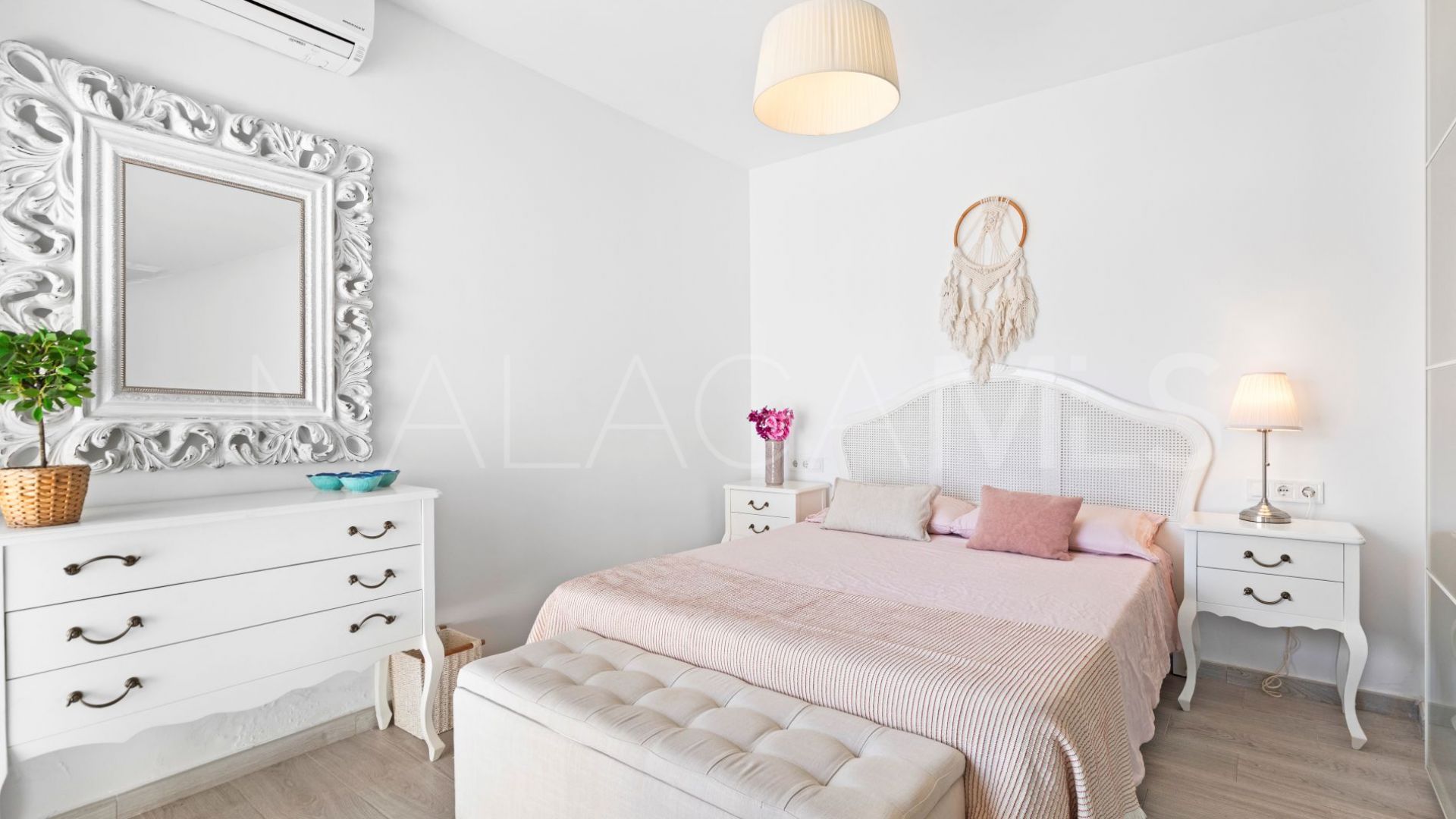 5 bedrooms villa for sale in Torrenueva