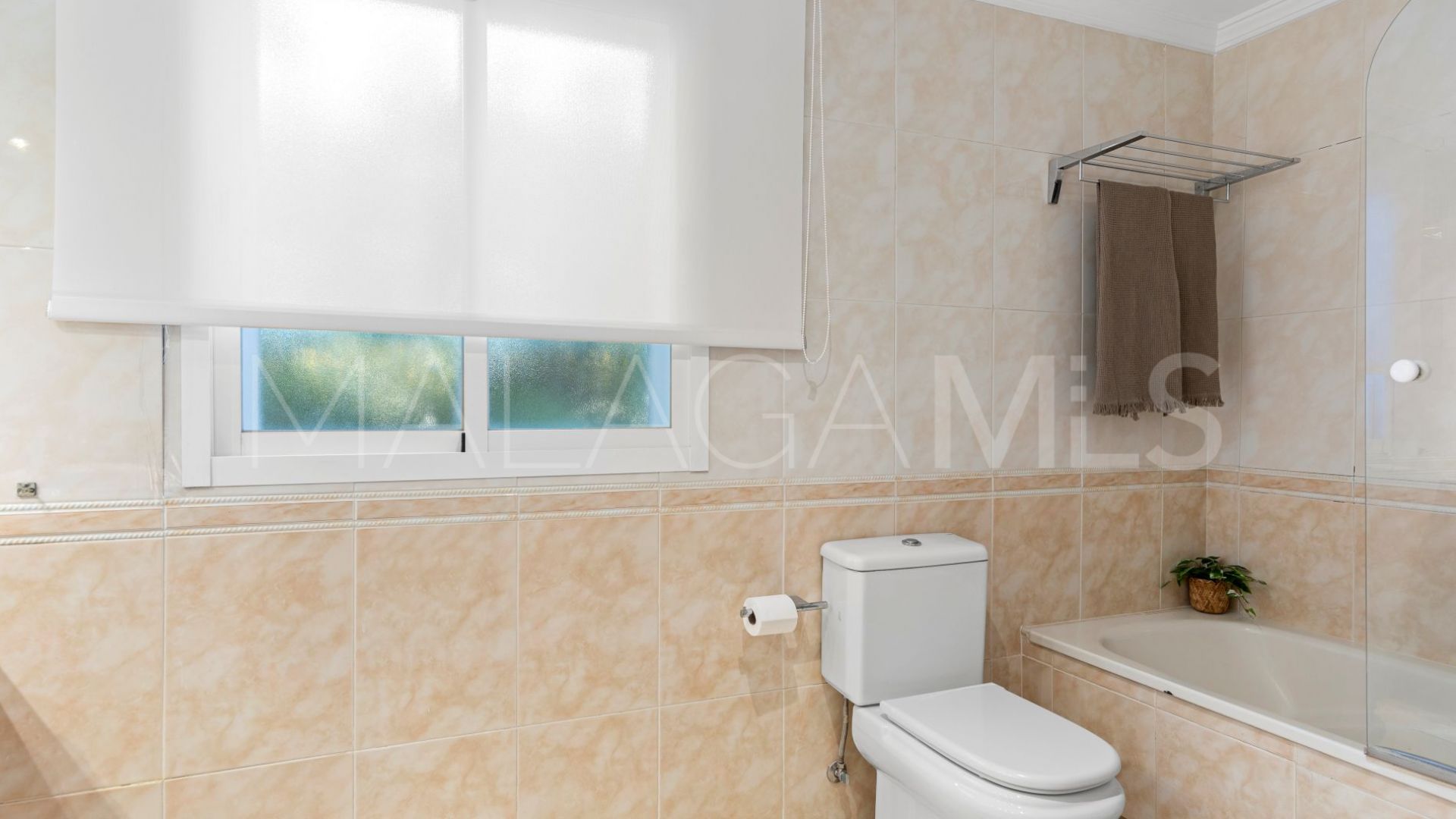 Appartement rez de chaussée for sale in Dominion Beach