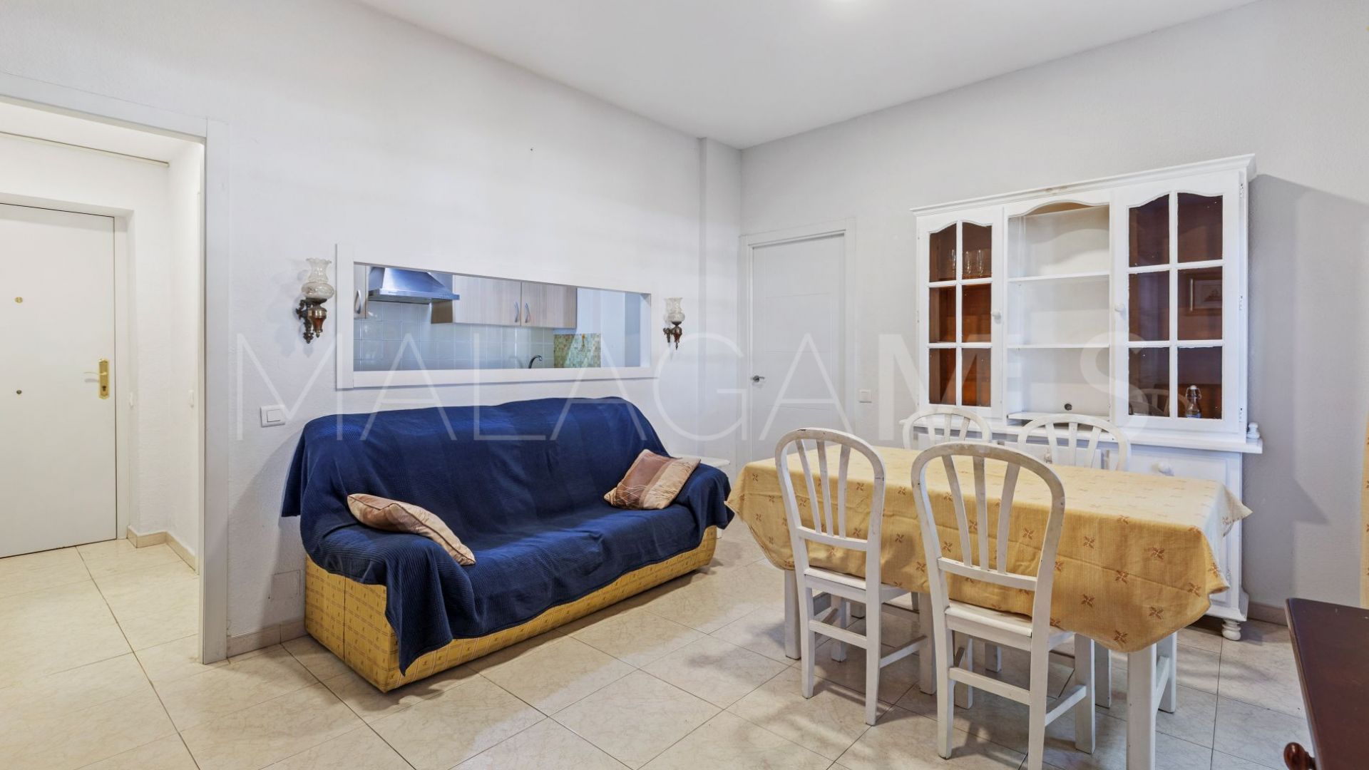 Se vende apartamento in Calahonda Playa with 1 bedroom