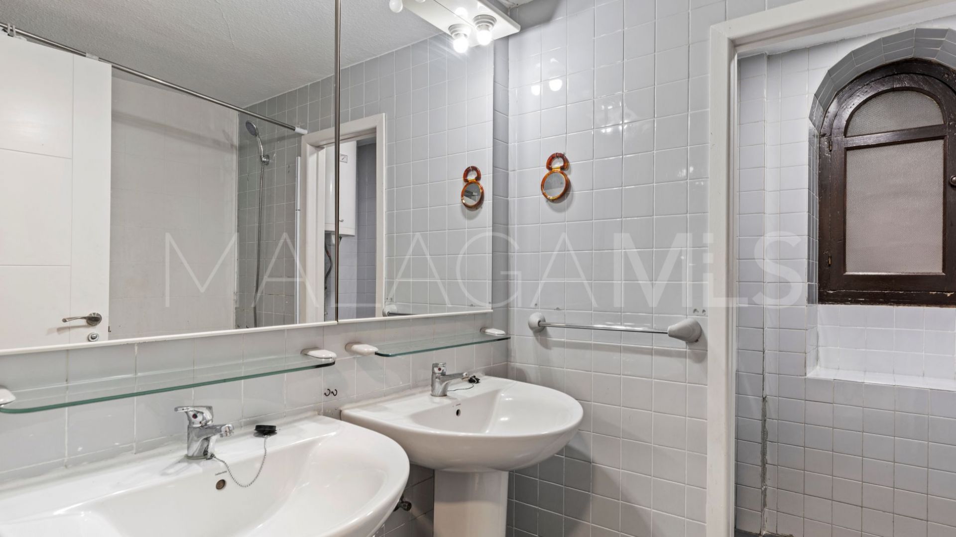 Se vende apartamento in Calahonda Playa with 1 bedroom