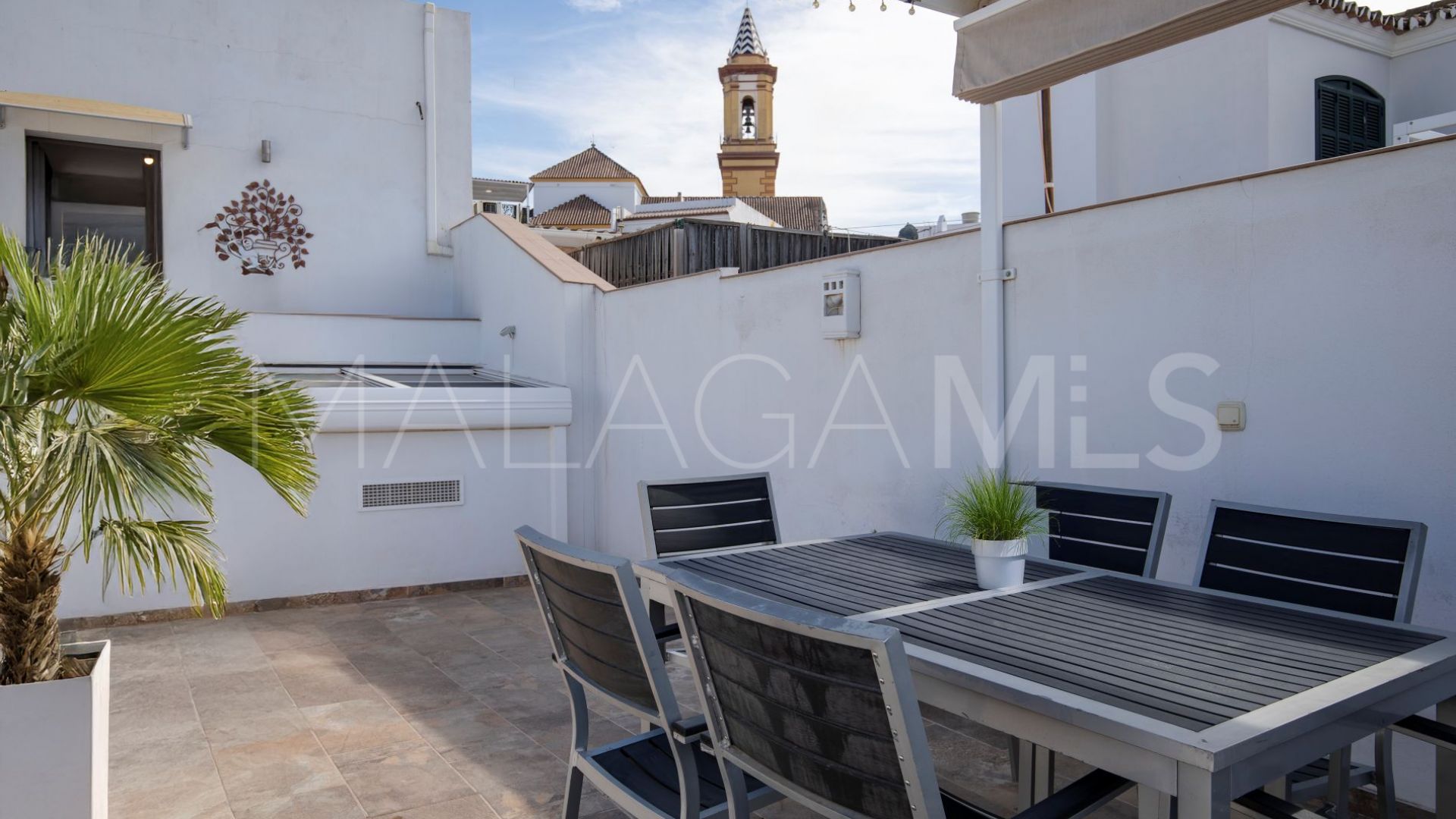 House for sale in Estepona Centre with 4 bedrooms