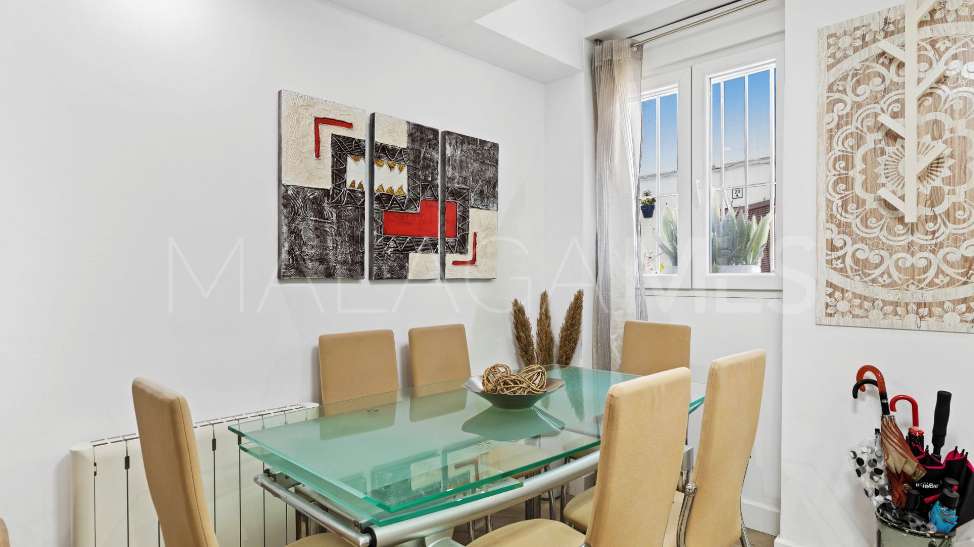 House for sale in Estepona Centre with 4 bedrooms