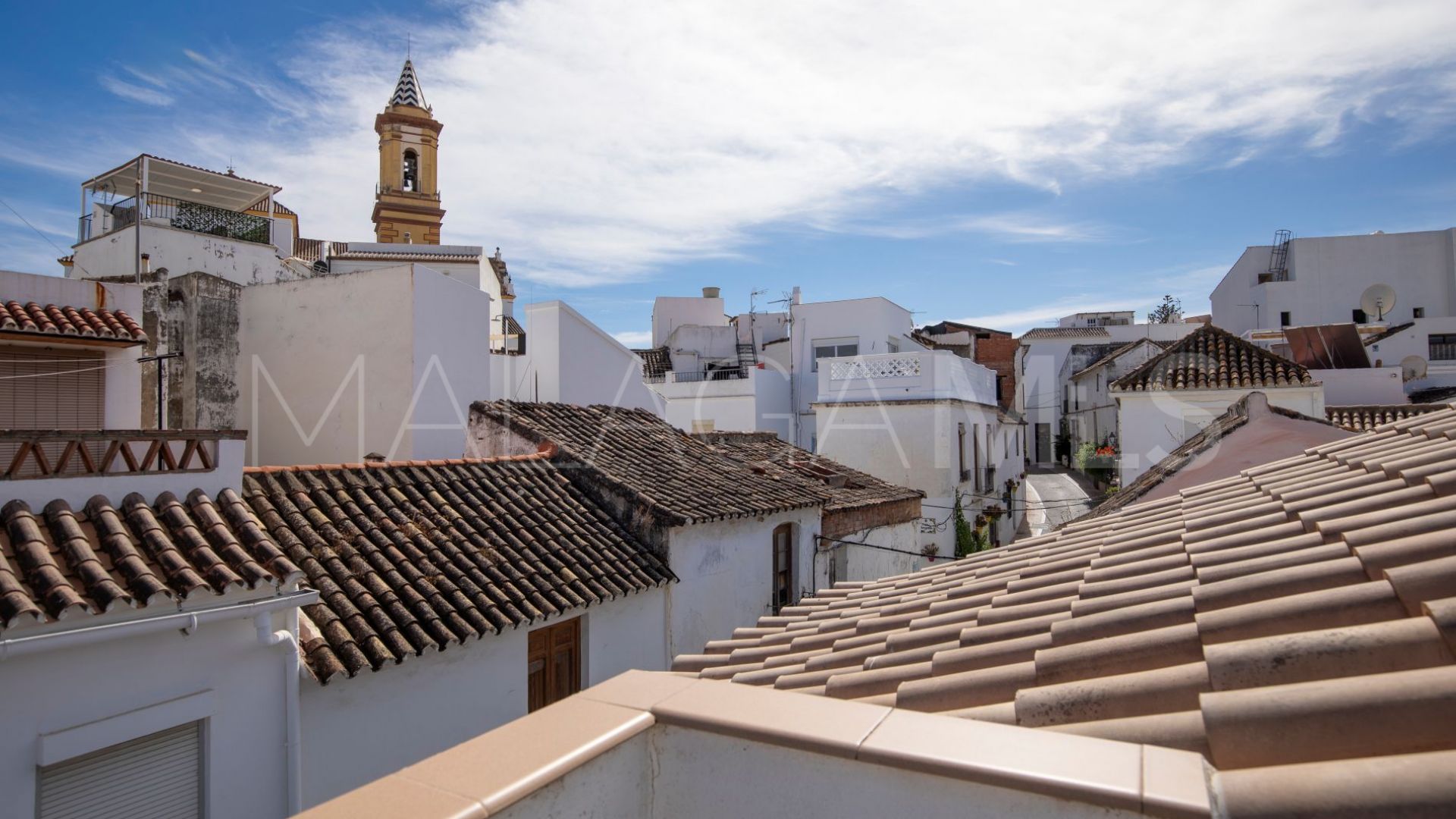 House for sale in Estepona Centre with 4 bedrooms