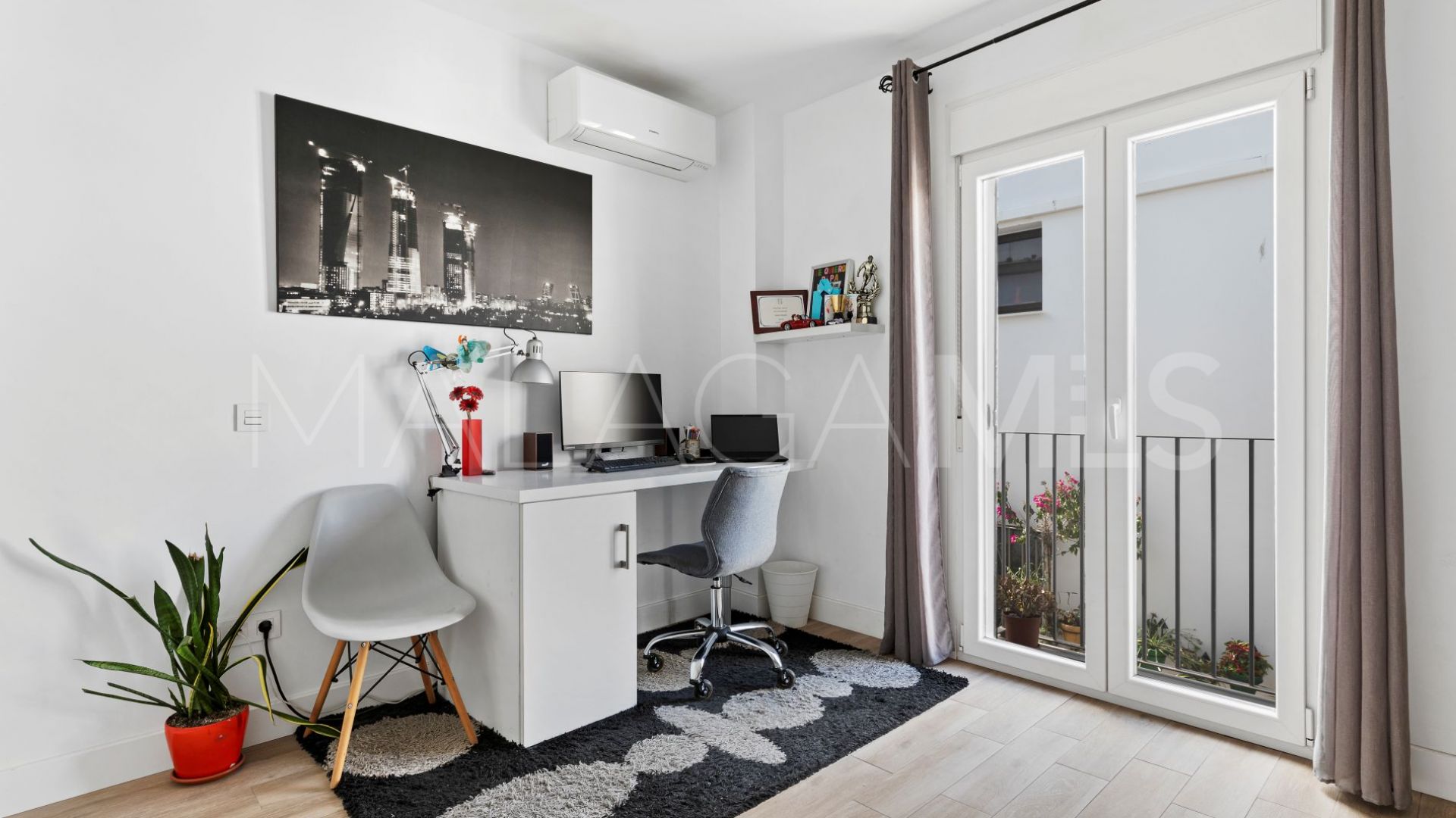 House for sale in Estepona Centre with 4 bedrooms