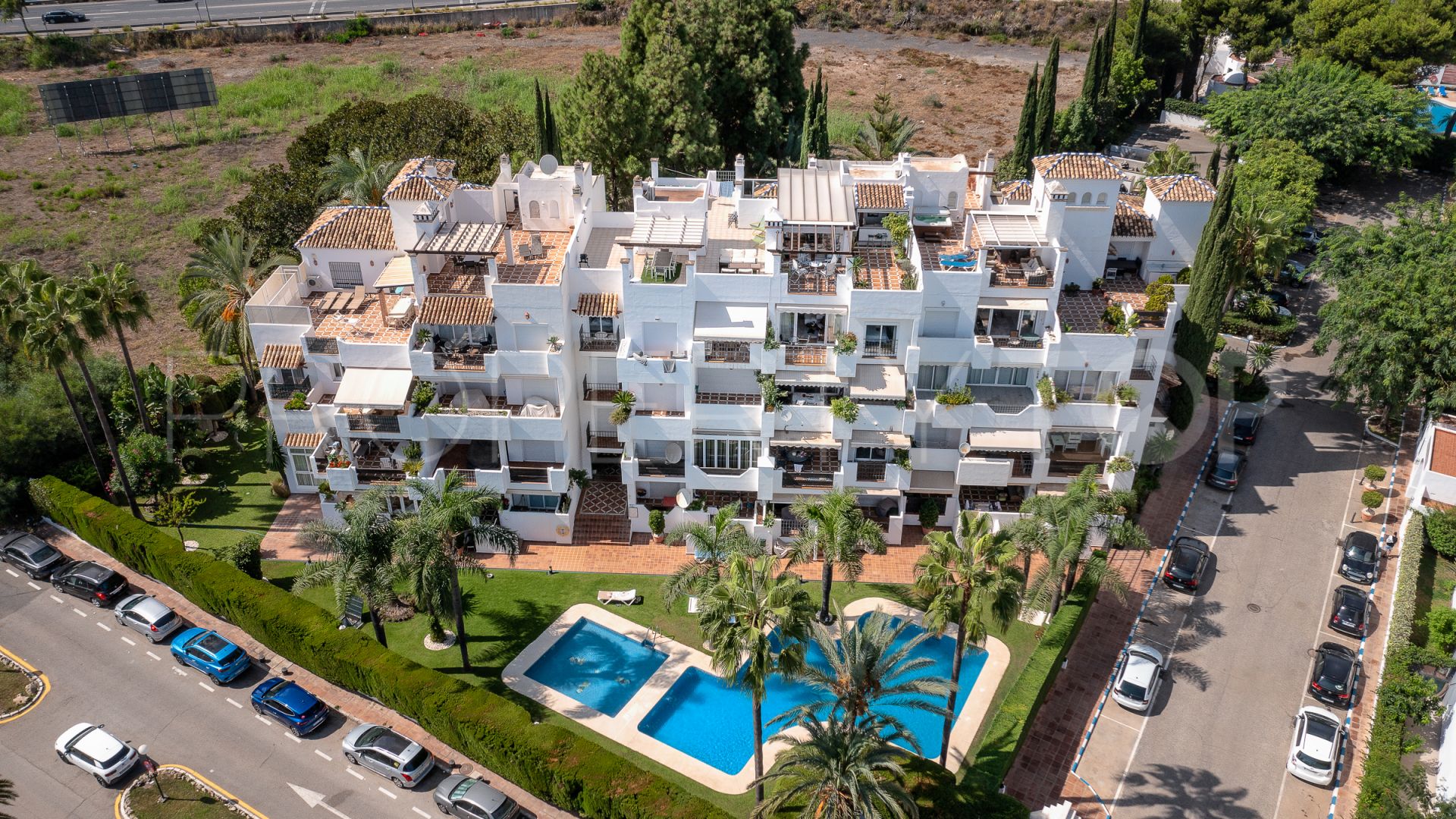 For sale Marbella - Puerto Banus duplex penthouse with 2 bedrooms