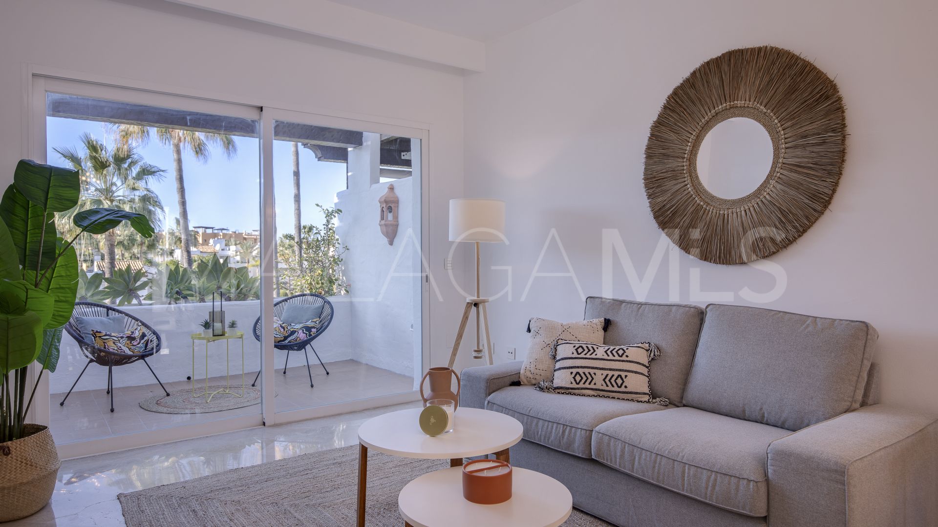 For sale Costalita flat with 2 bedrooms