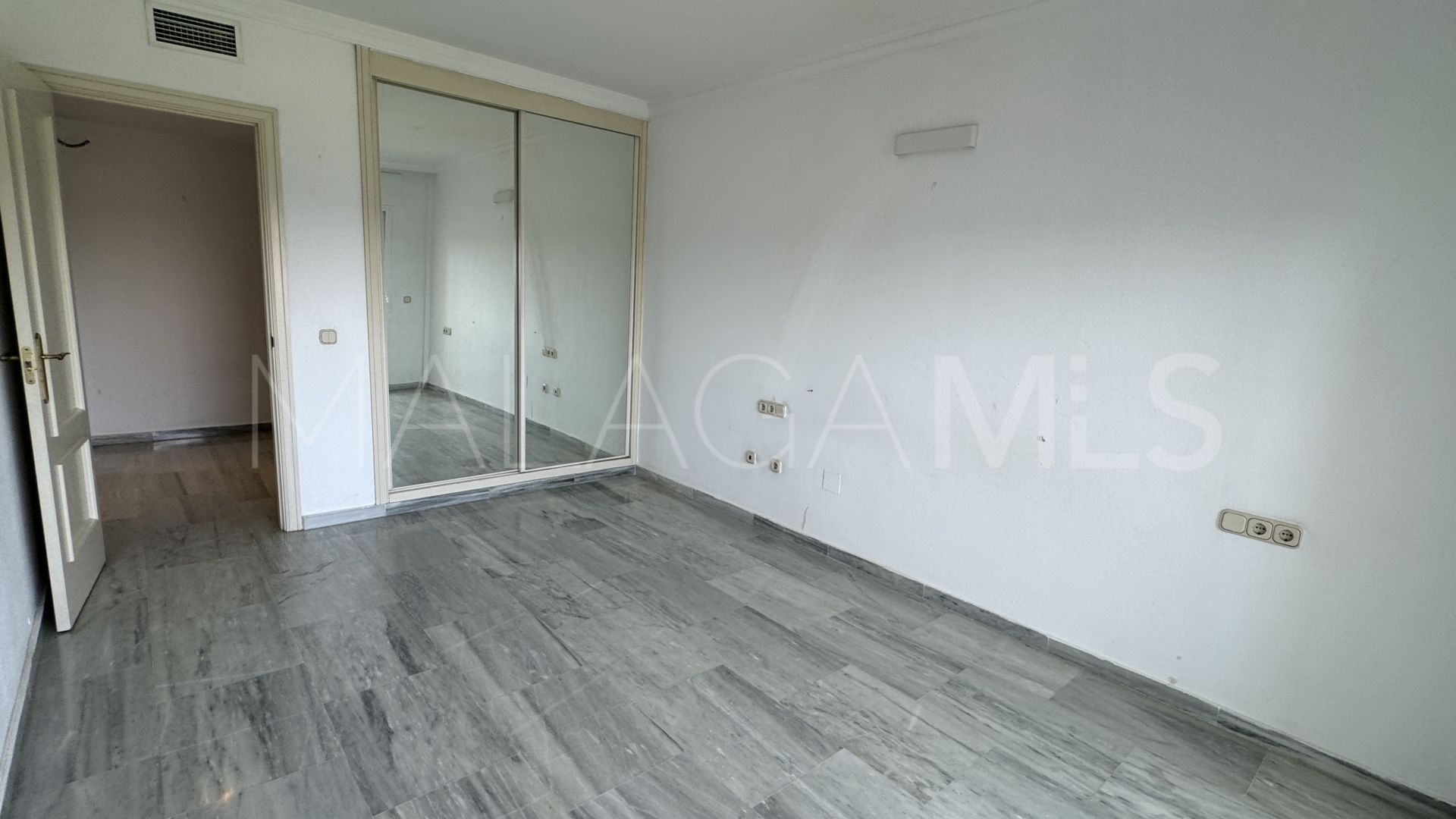 Appartement for sale in Guadalmina Baja