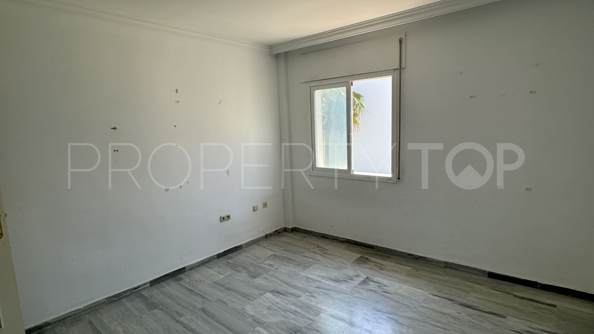 Apartamento en venta en Guadalmina Baja de 3 dormitorios