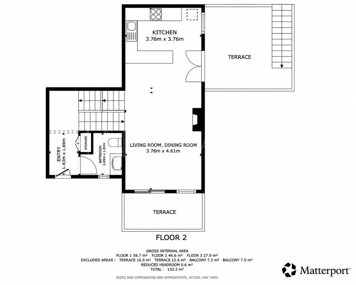 Buy adosado in Beach Side New Golden Mile with 3 bedrooms