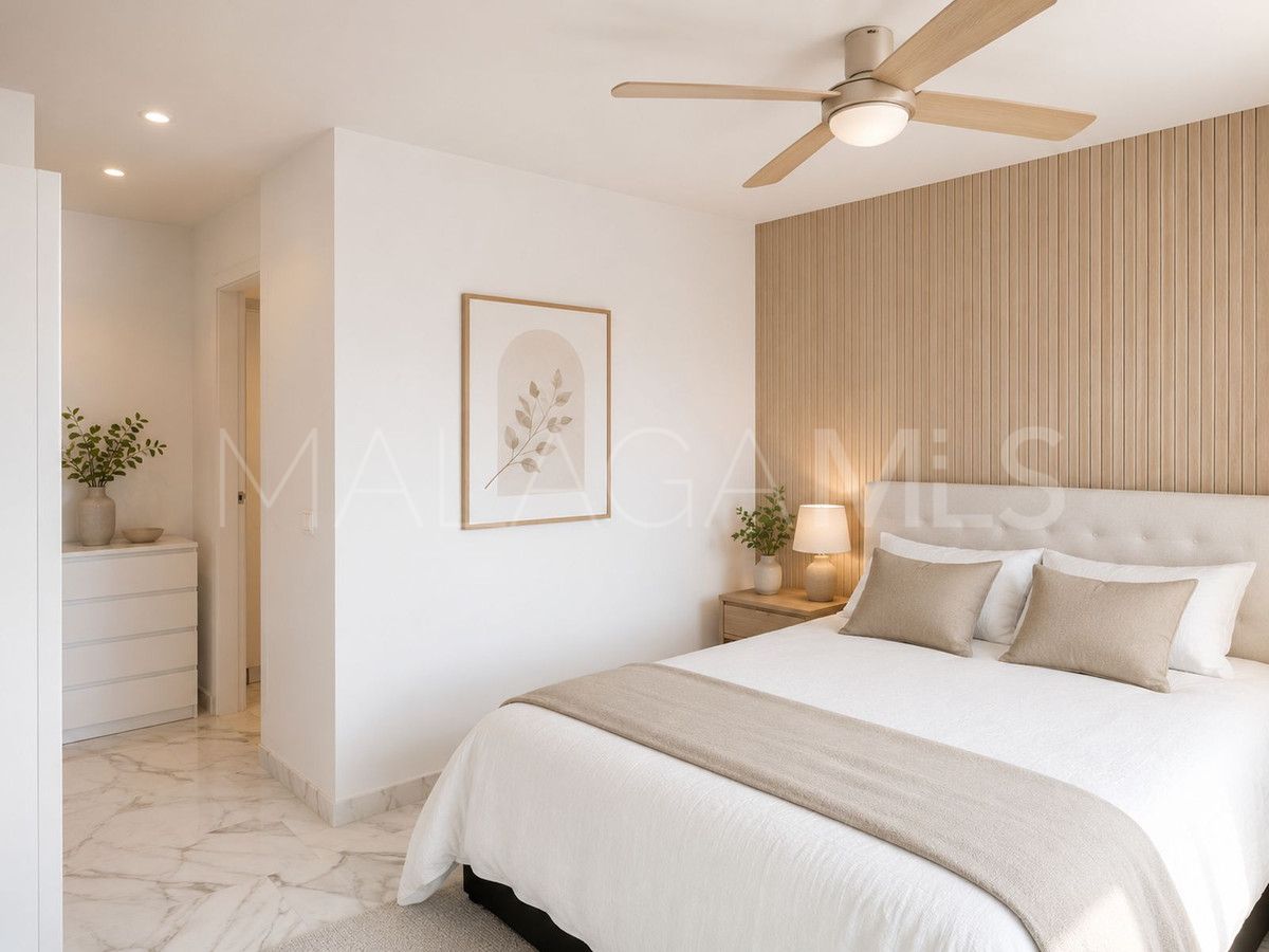 Buy adosado in Beach Side New Golden Mile with 3 bedrooms