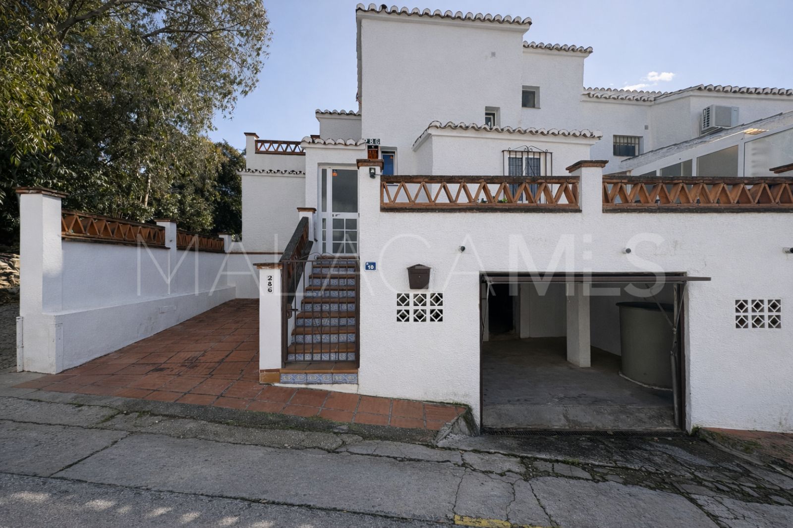 Se vende pareado in Calahonda